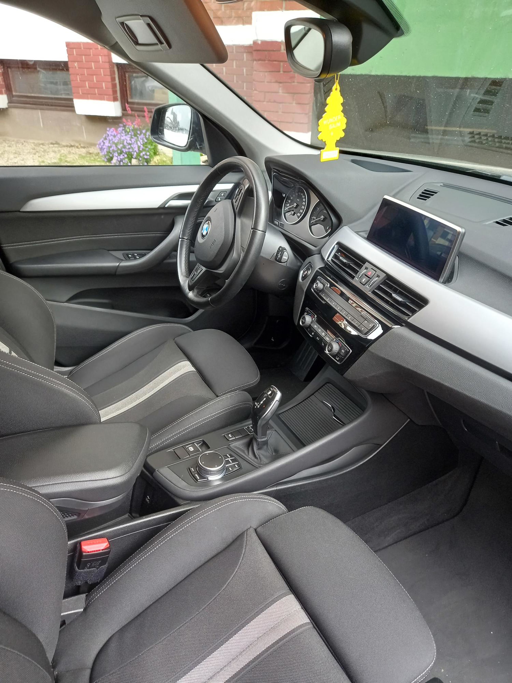 BMW X1xDrive20d, 140 kw, automatic, Head up displey, fotografija 8