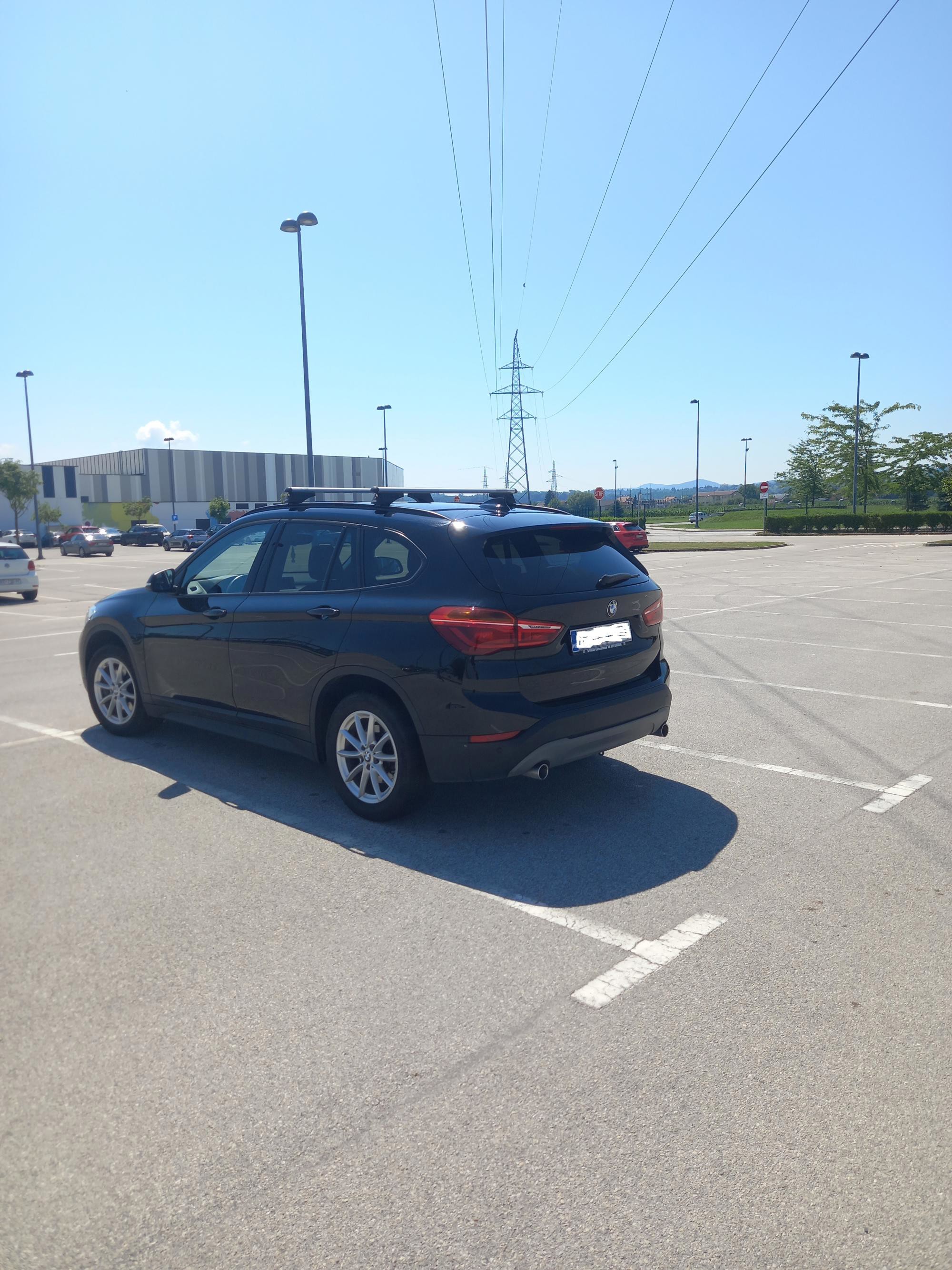 BMW X1xDrive20d, 140 kw, automatic, Head up displey, fotografija 4