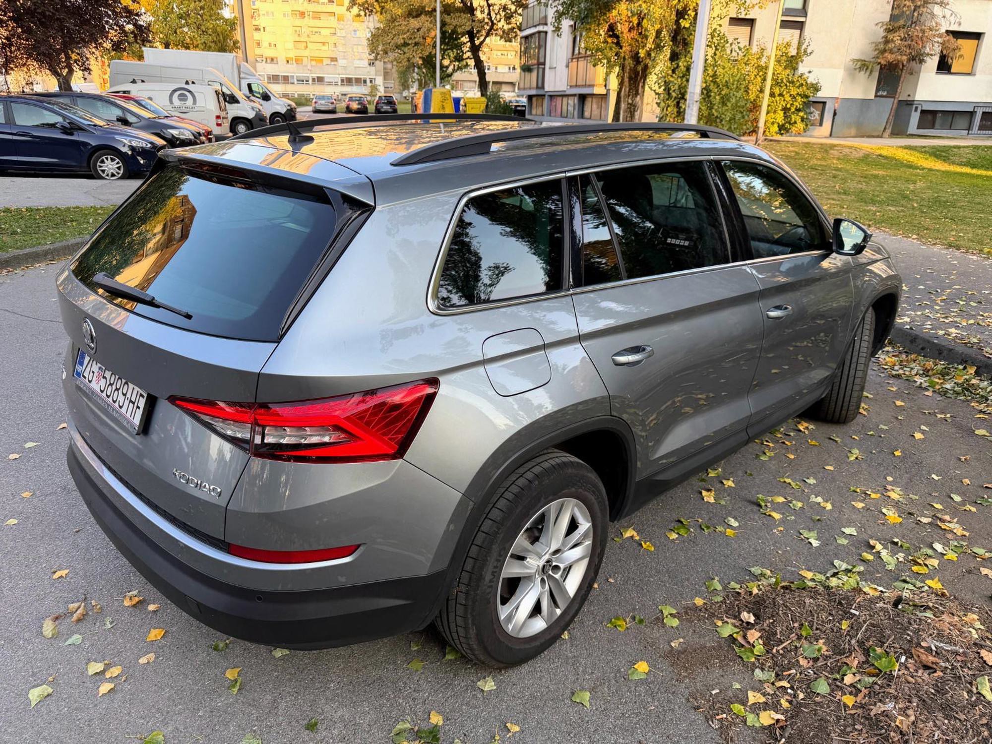 Škoda Kodiaq Business 1,5 TSI ACT DSG, fotografija 2