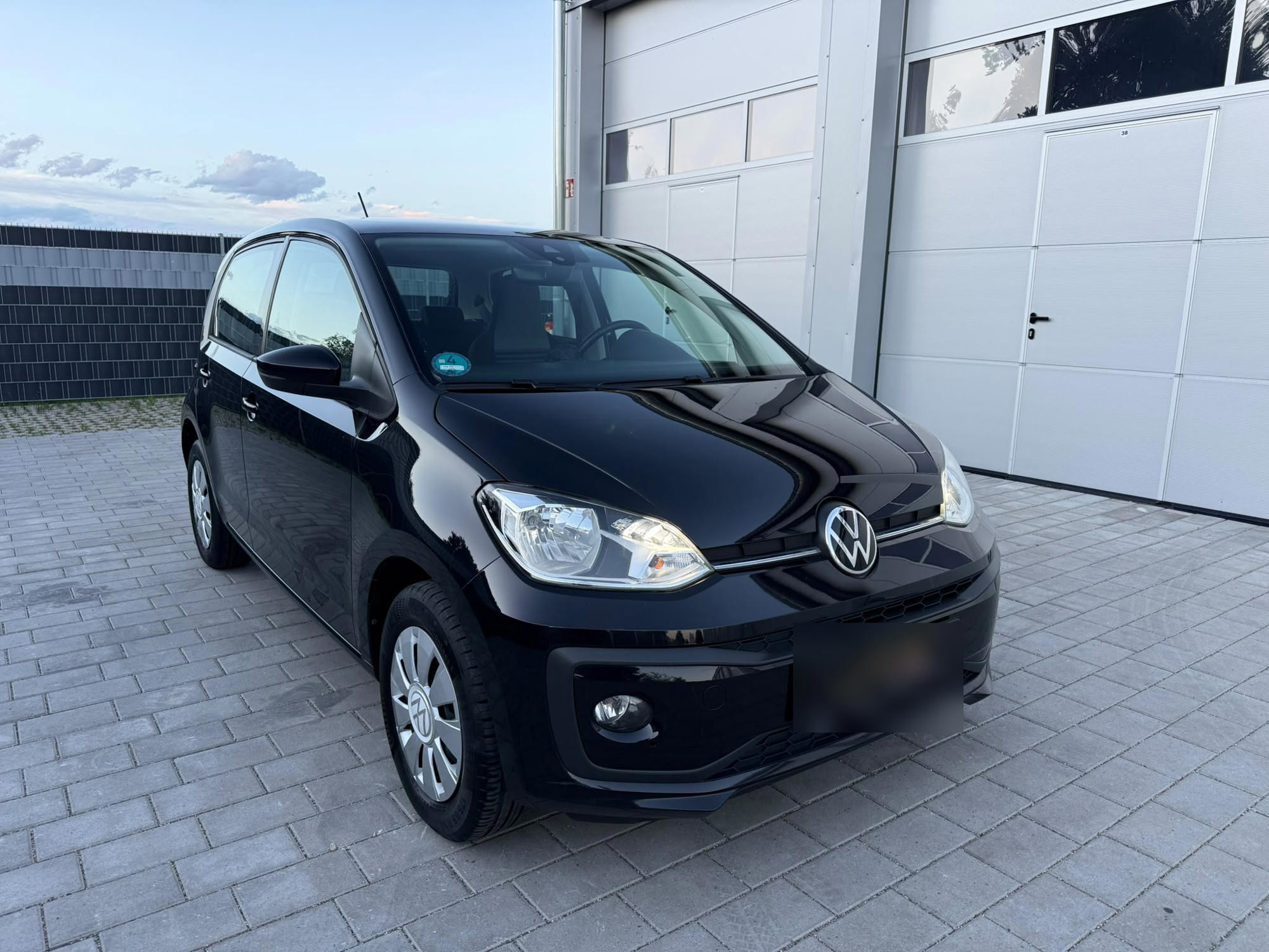 VW UP!, 1.0 benzin, 2022. god., fotografija 3