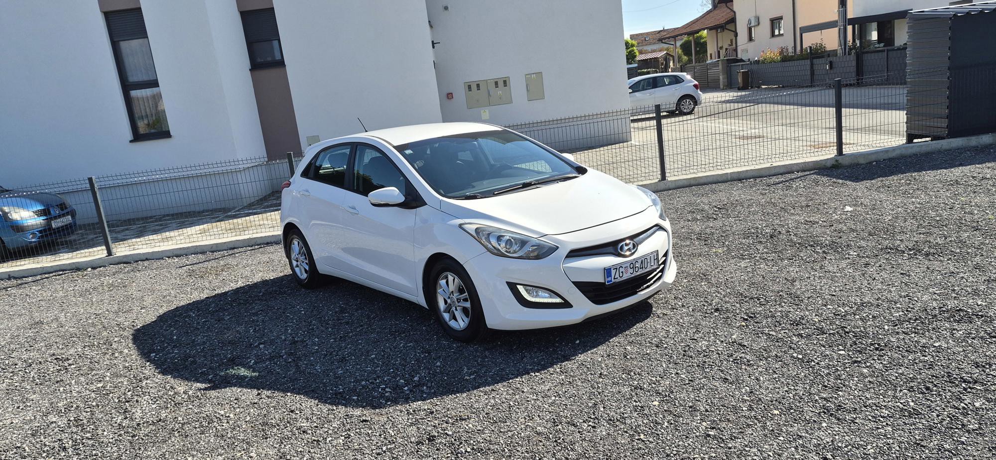 Hyundai I30 1.4 CRDI//Mod.2013❗️//Samo 168tkm//Bogata oprema//, fotografija 1