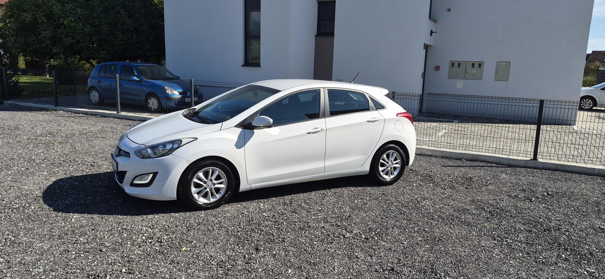Hyundai I30 1.4 CRDI//Mod.2013❗️//Samo 168tkm//Bogata oprema//, fotografija 3