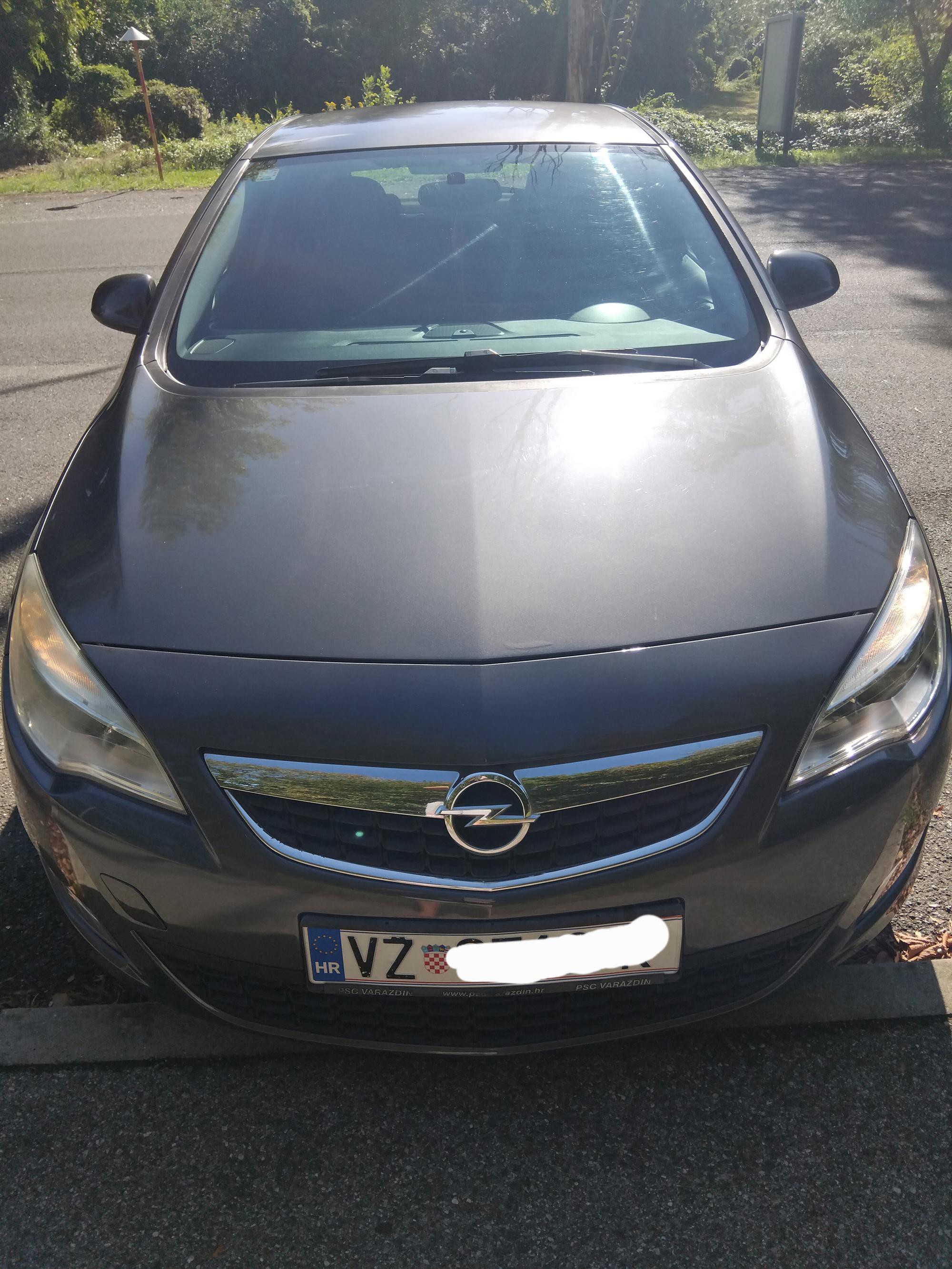 Opel Astra 1.7 CDTI, fotografija 2