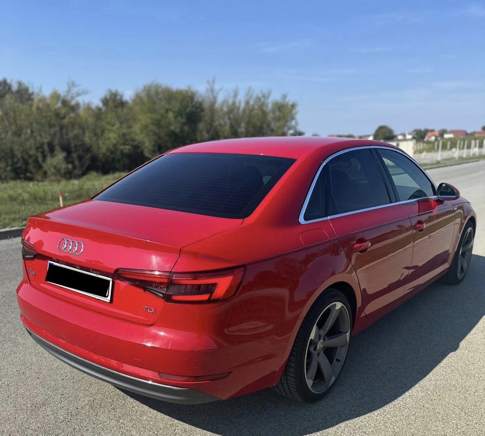Audi A4 B9 *S line*S tronic*, fotografija 3