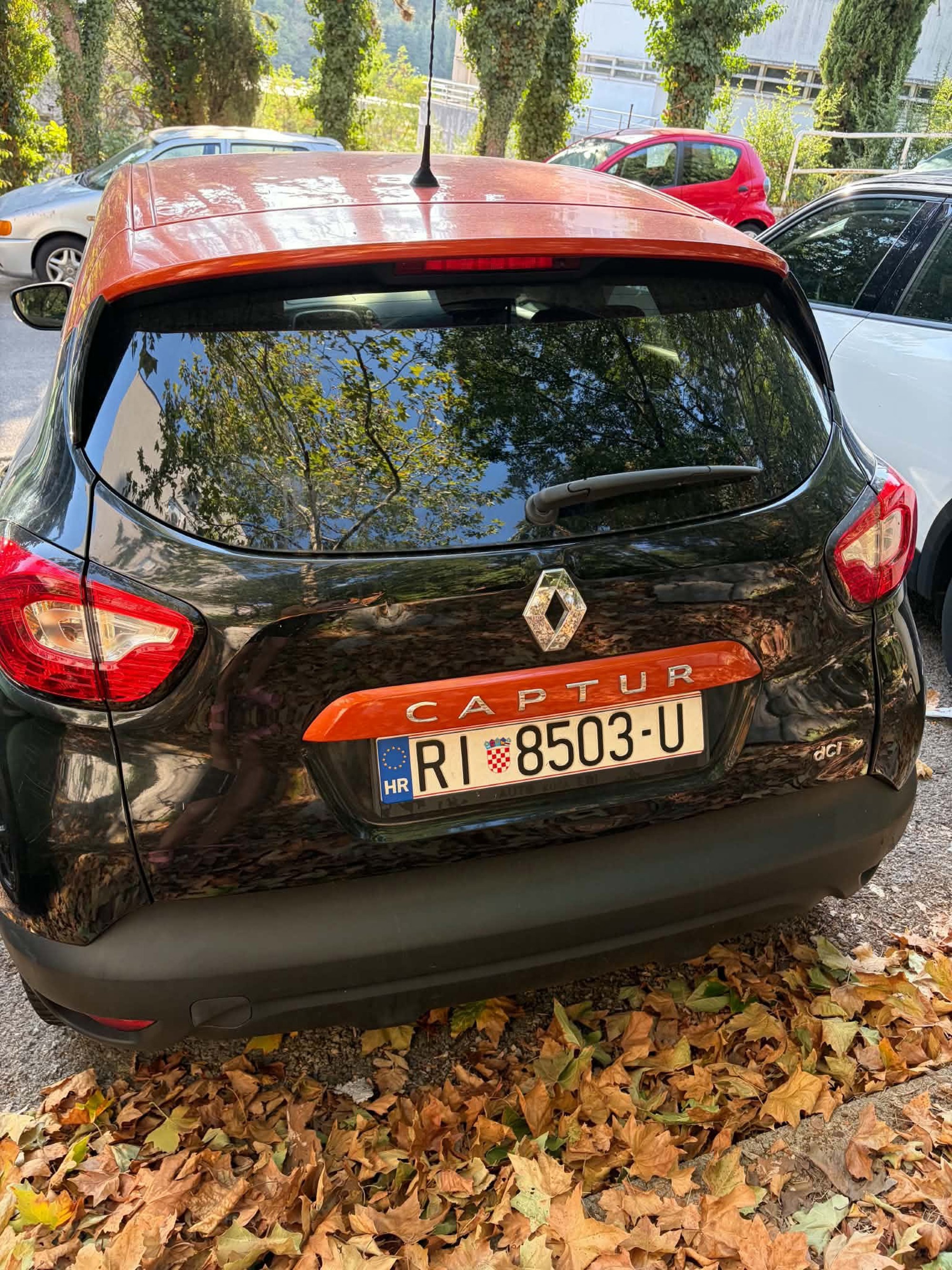 Renault Captur 1.5 dci, fotografija 2