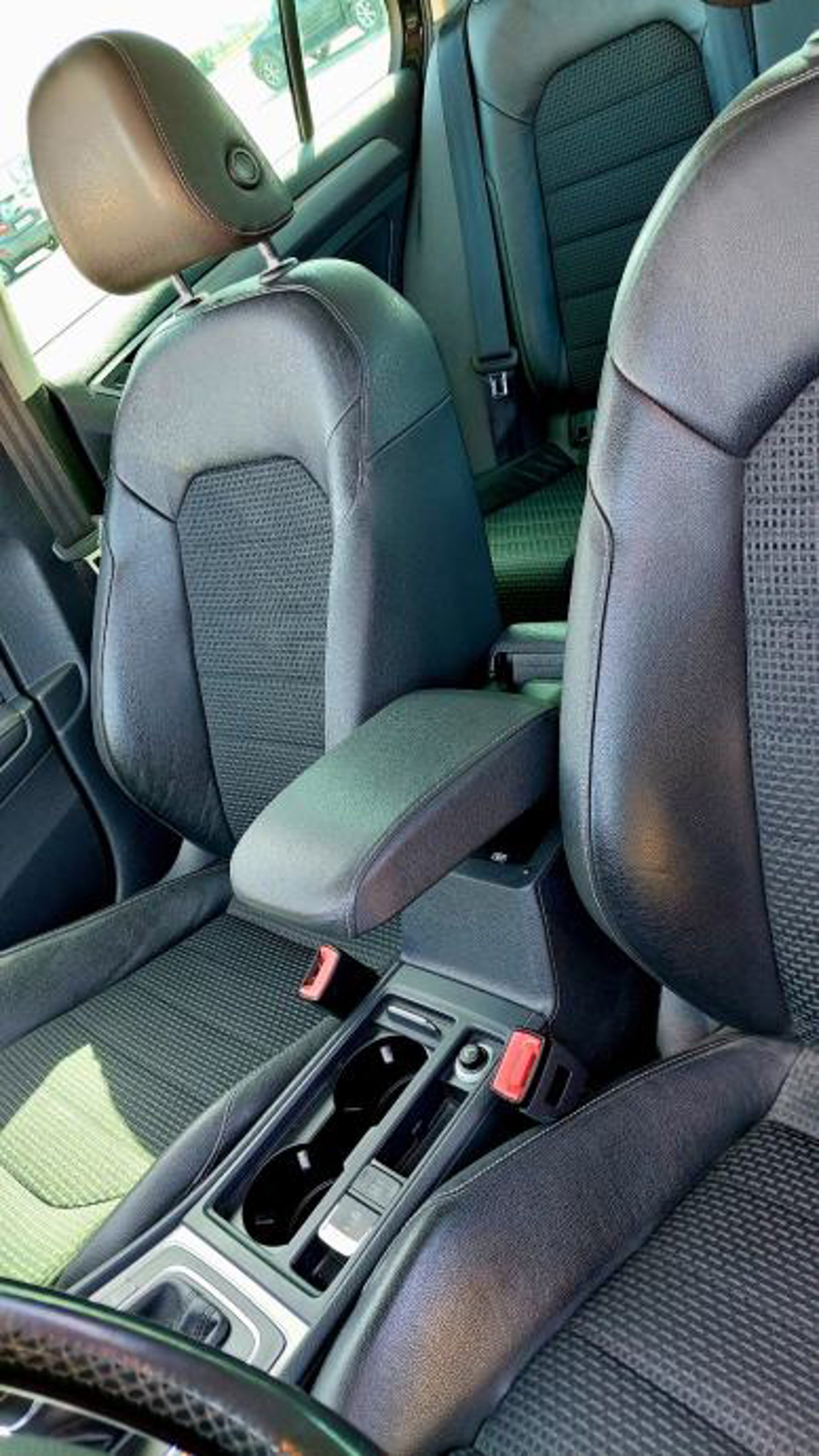 VW GOLF 7 1.6 TDI 110 KS – AUTOMATIK – ACC – KAMERA – REG. 08/2027., fotografija 15