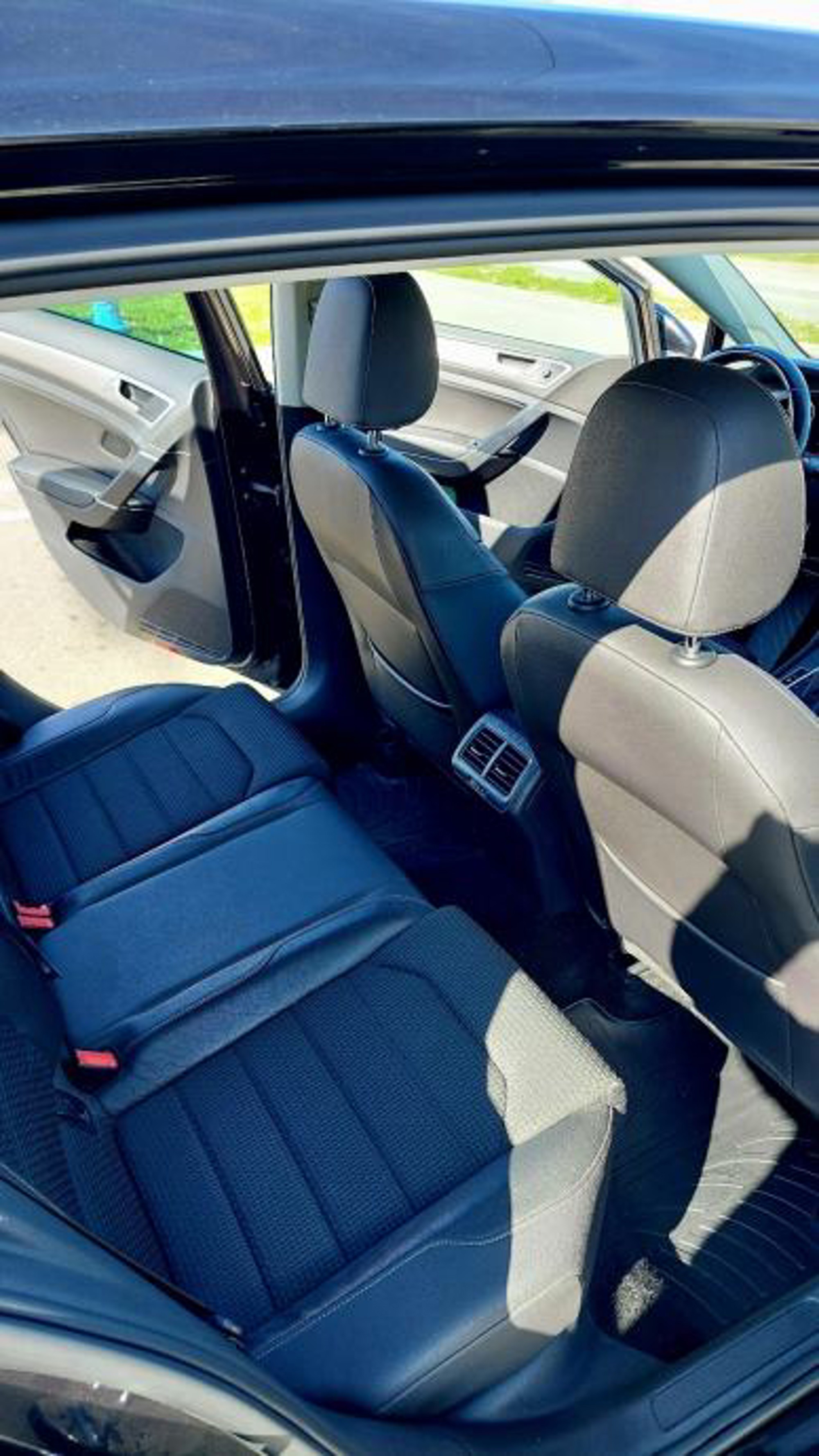 VW GOLF 7 1.6 TDI 110 KS – AUTOMATIK – ACC – KAMERA – REG. 08/2027., fotografija 7