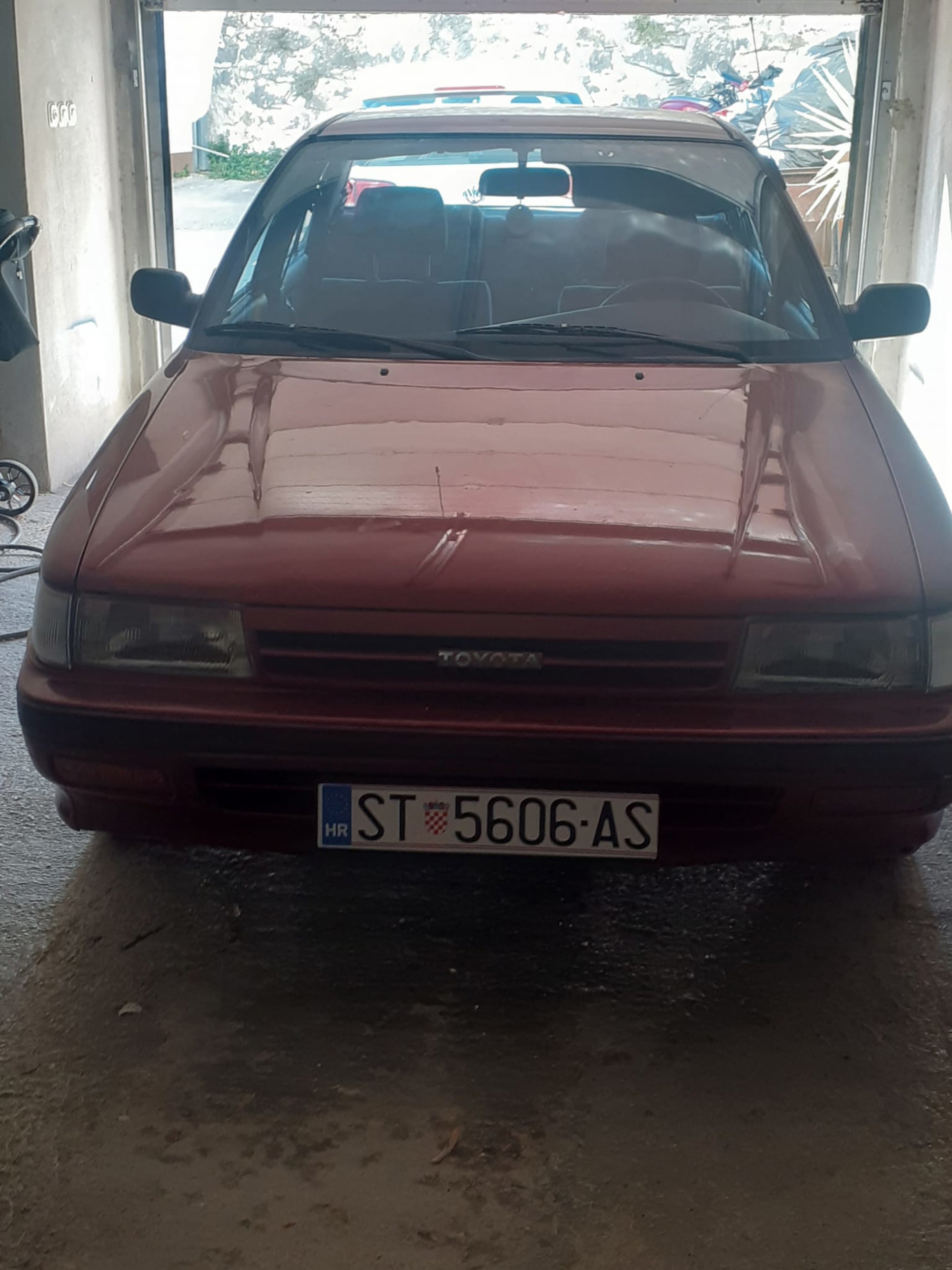 Auto, pogled izvana - slika 2