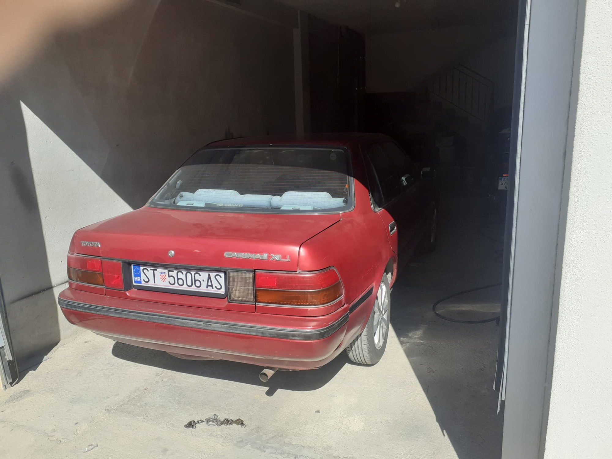 Auto, pogled izvana - slika 3