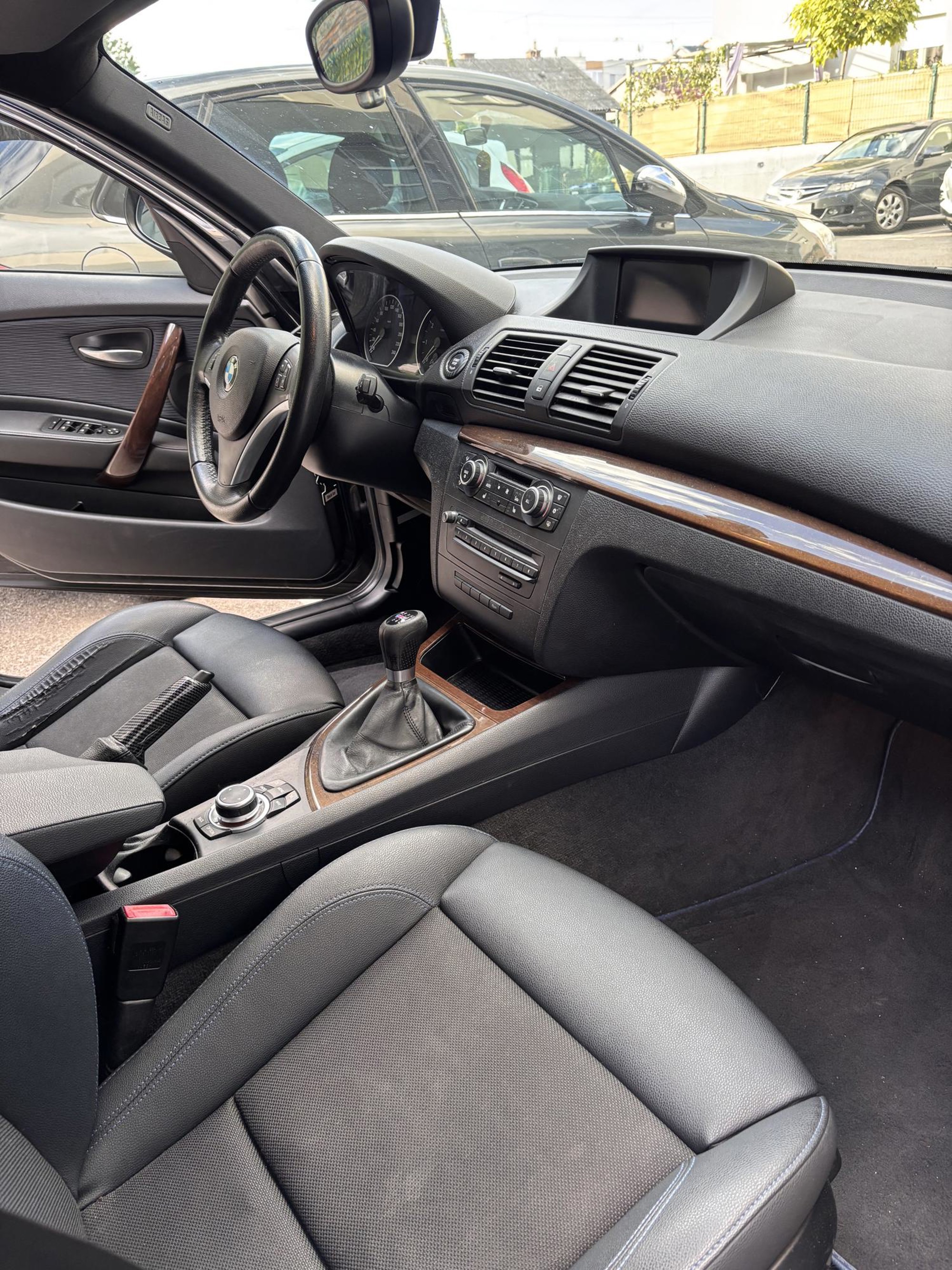 BMW E87 LCI 2010, pogled izvana - slika 4