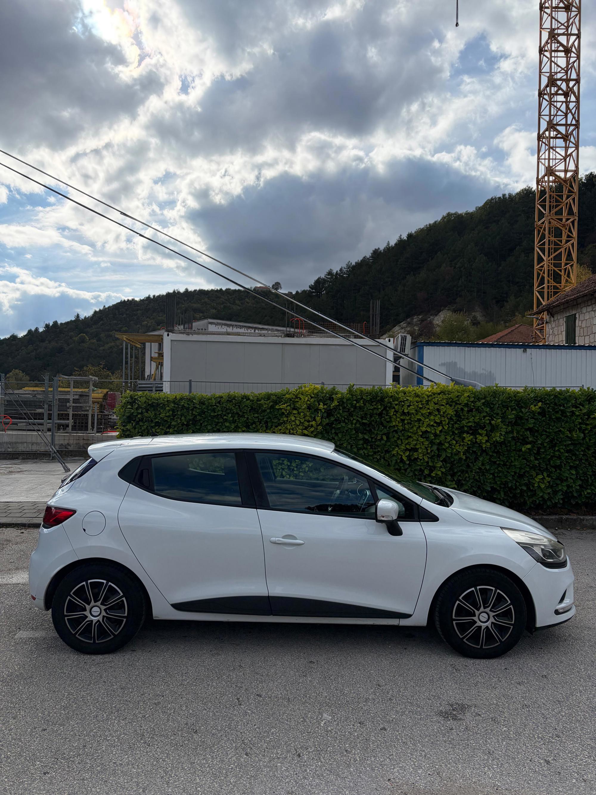 Renault Clio 1.5 dCi Intens, 2017 - Registriran do 08/2027, fotografija 3
