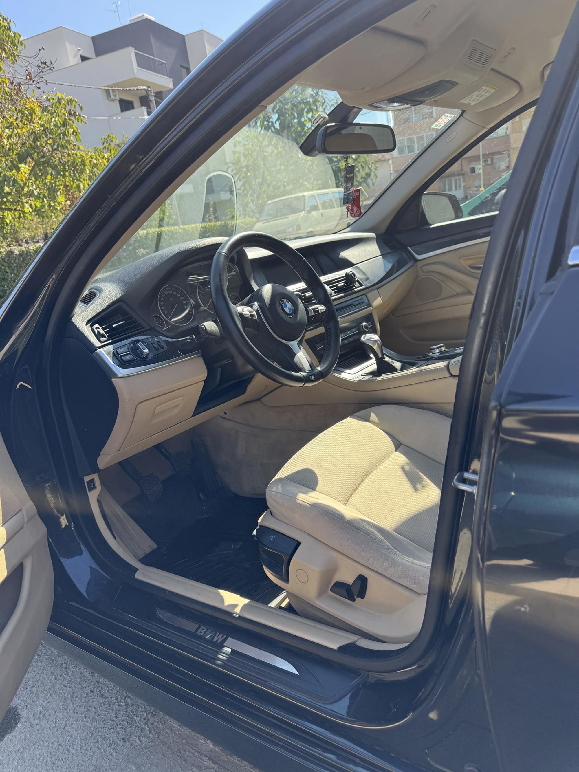 BMW F10 520D 135KW, pogled izvana - slika 2