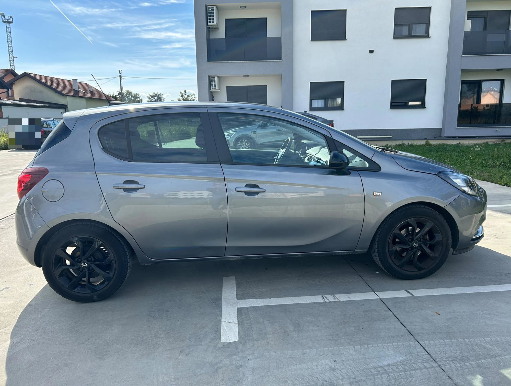 Corsa 1.4, samo 68.000 km, Color edition, kupljena u Autowillu u Zagrebu, fotografija 3