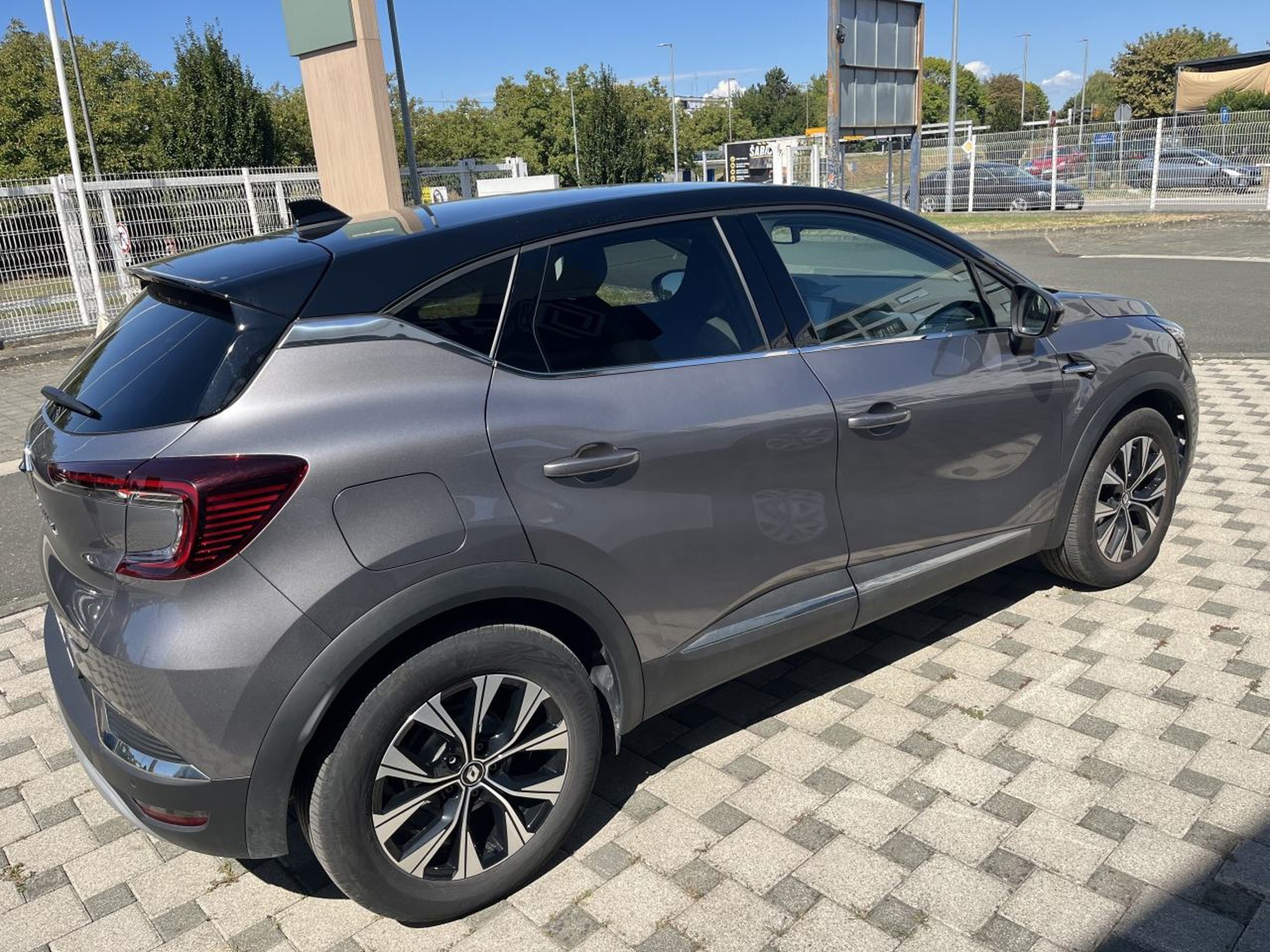 Renault Captur TCe 90 Techno | 1. vlasnik | Jamstvo do 2032., poklon 4 zimske gume kupljene 2024., fotografija 3