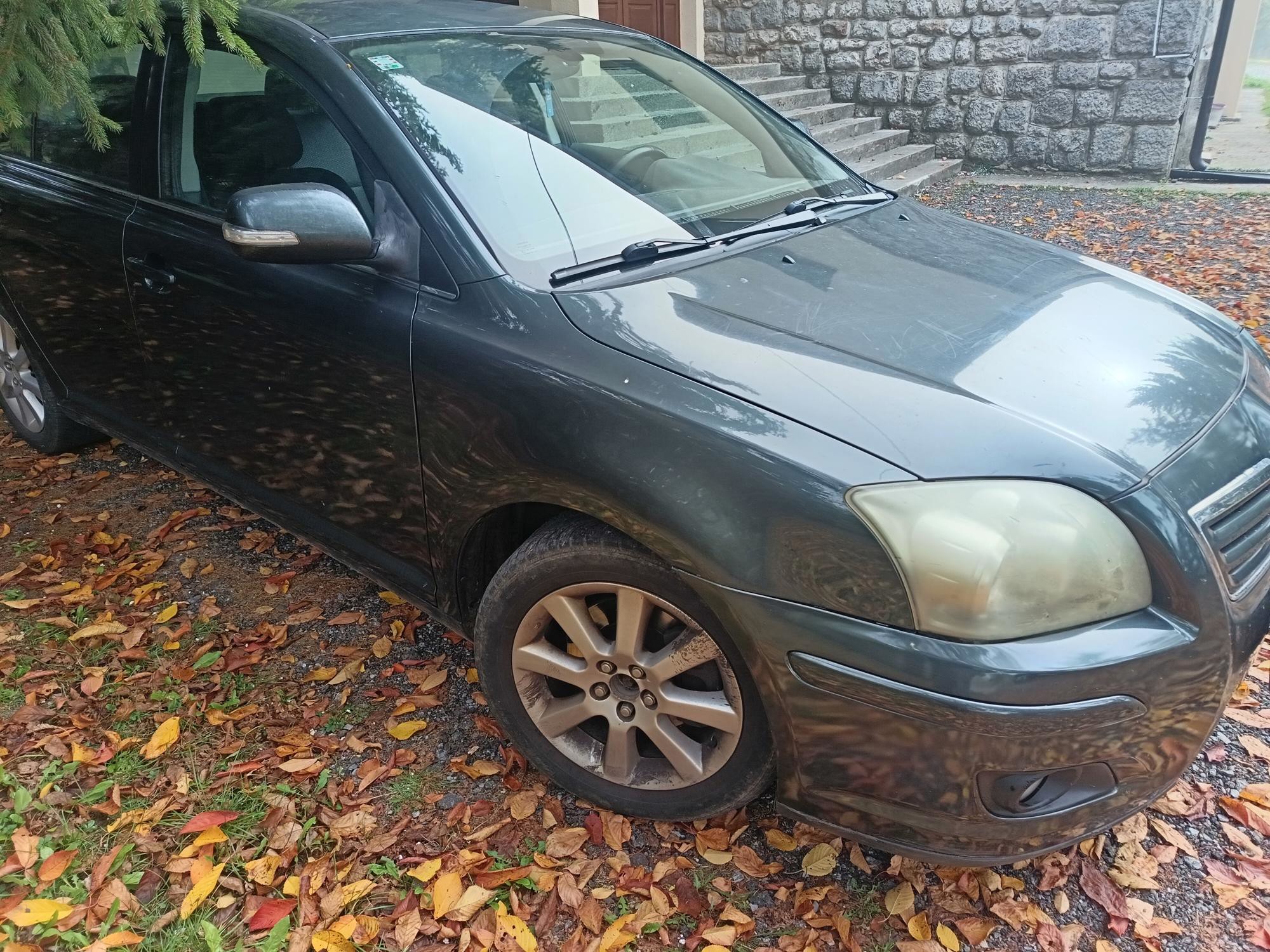 Toyota Avensis, fotografija 3