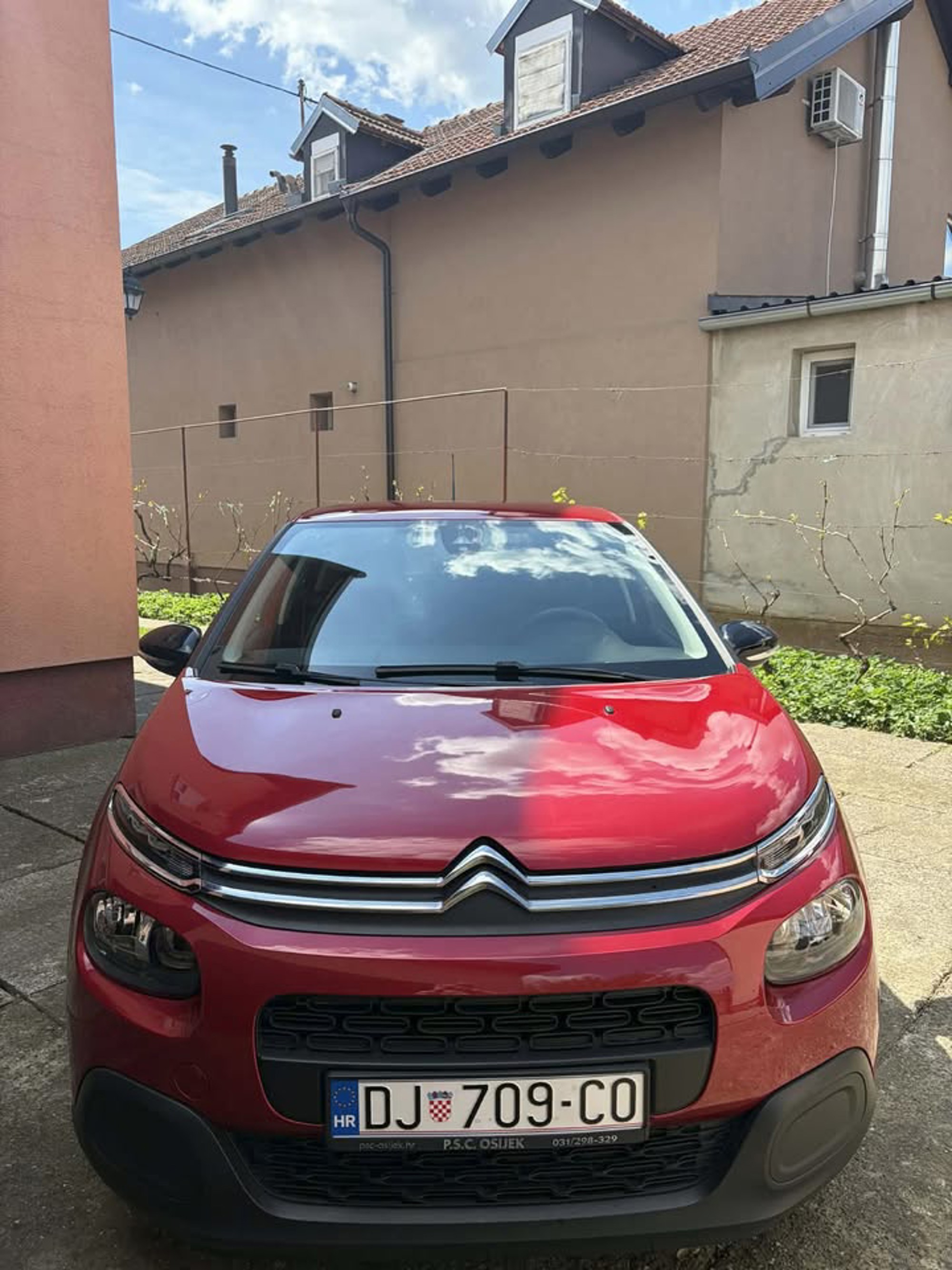 Citroën c3 1.2 benzin, 61 kW, 2020., pogled izvana - slika 1