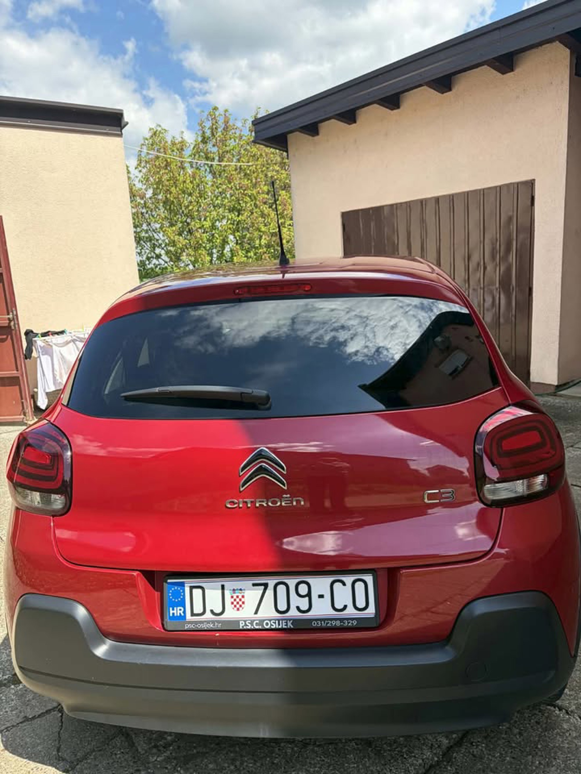 Citroën c3 1.2 benzin, 61 kW, 2020., pogled izvana - slika 2