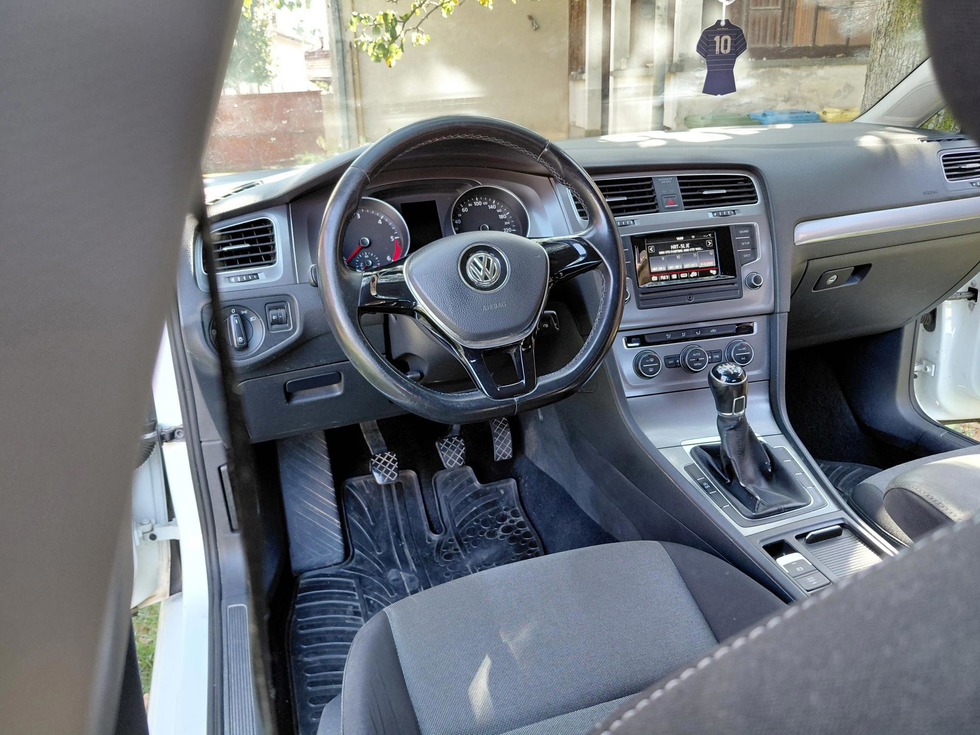 VW Golf 7 1.6 TDI _ 1. VLASNIK, fotografija 15