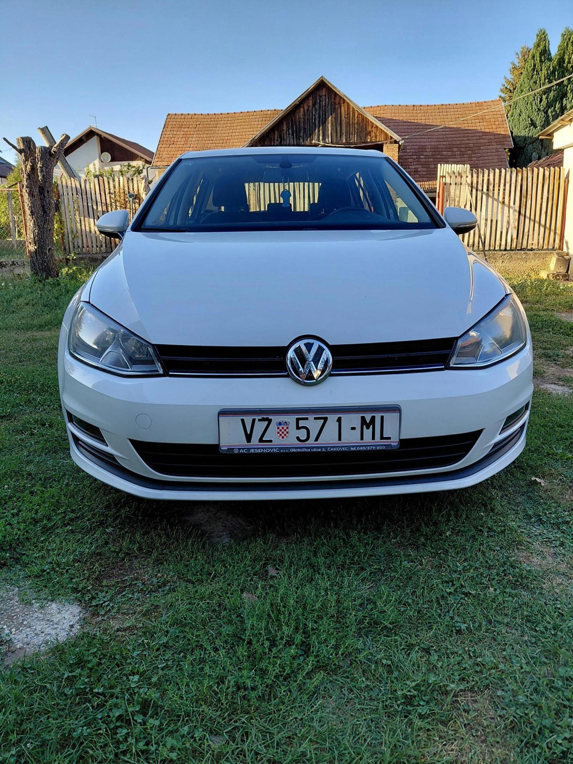 VW Golf 7 1.6 TDI _ 1. VLASNIK, fotografija 3