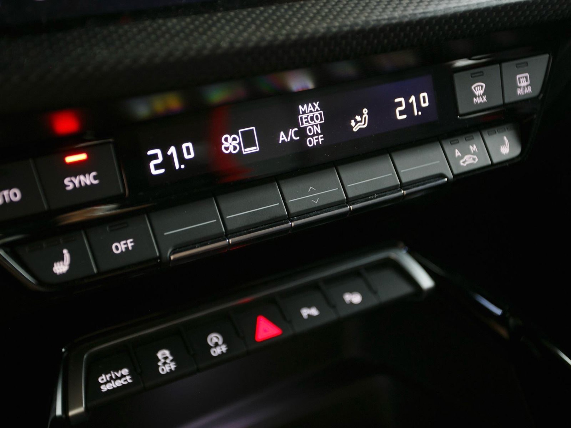 POMOZI OČUVATI BRAK - AUDI RS3 MORA VAN IZ GARAŽE!, fotografija 14