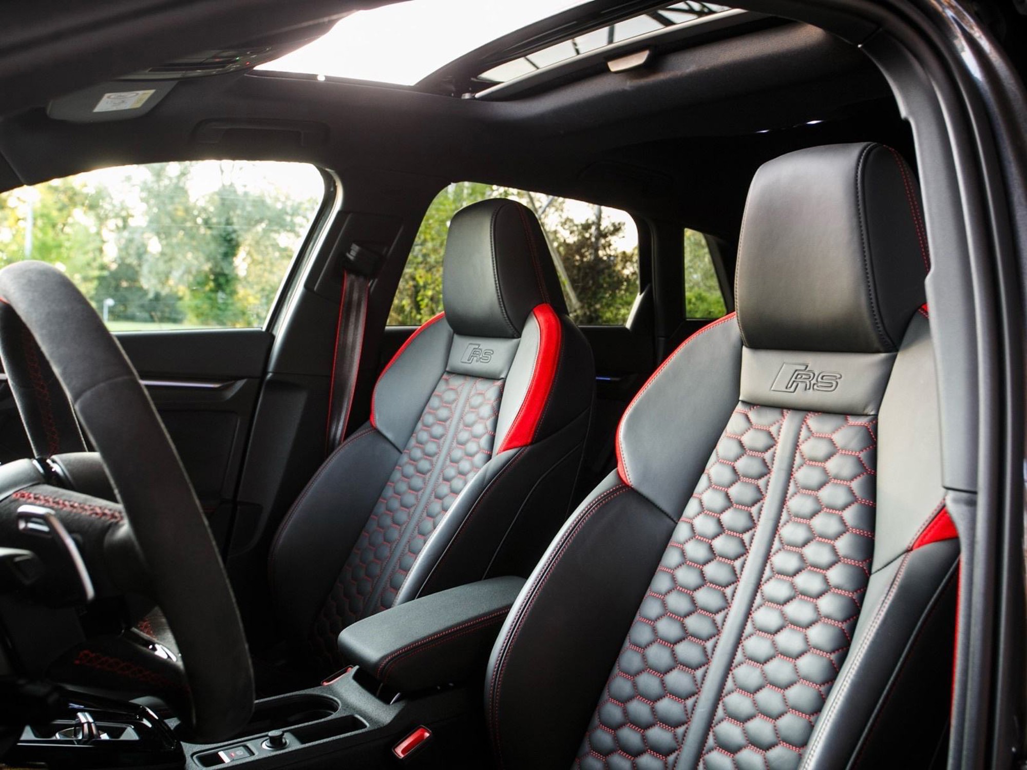 POMOZI OČUVATI BRAK - AUDI RS3 MORA VAN IZ GARAŽE!, fotografija 10