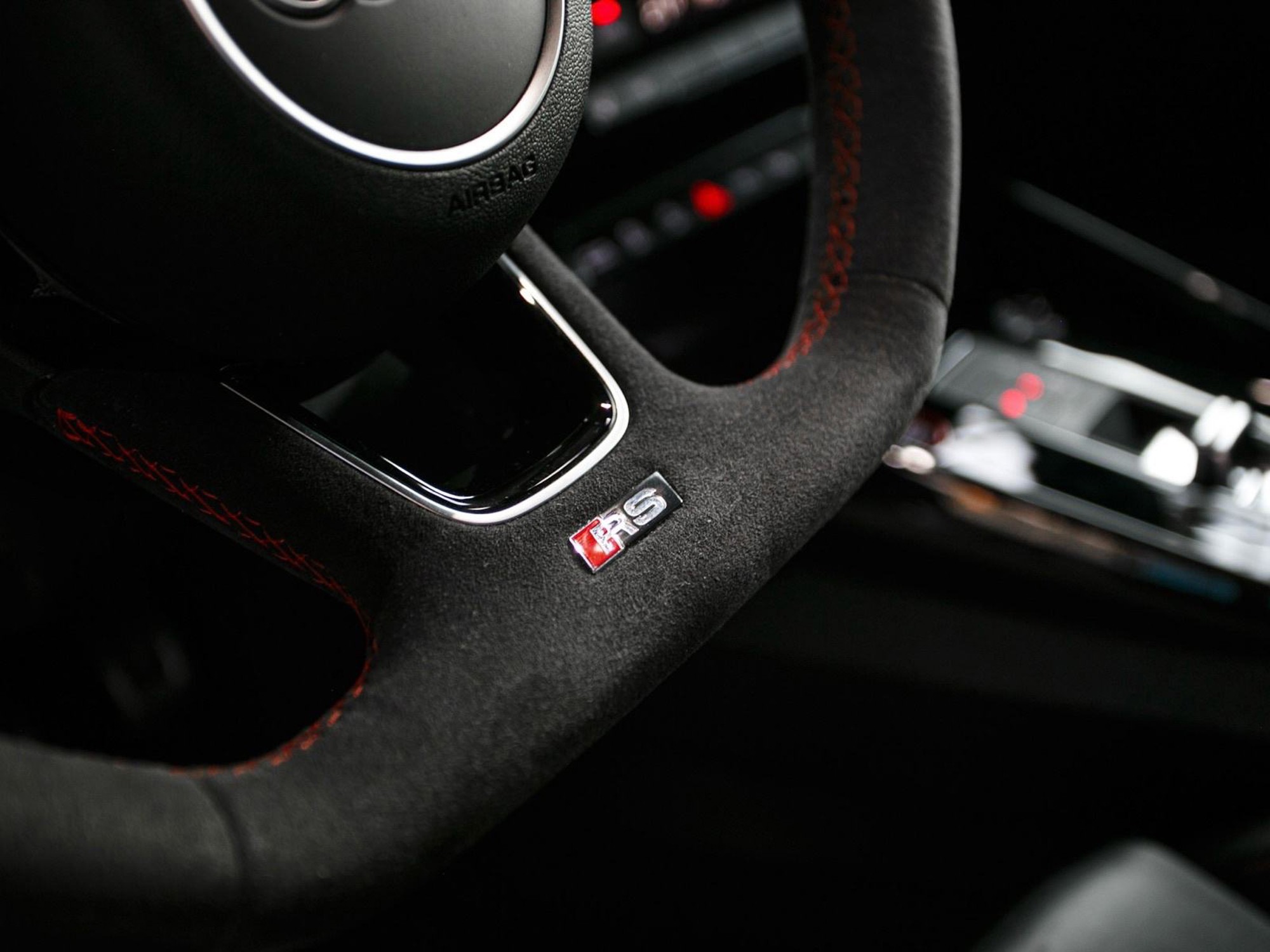 POMOZI OČUVATI BRAK - AUDI RS3 MORA VAN IZ GARAŽE!, fotografija 9