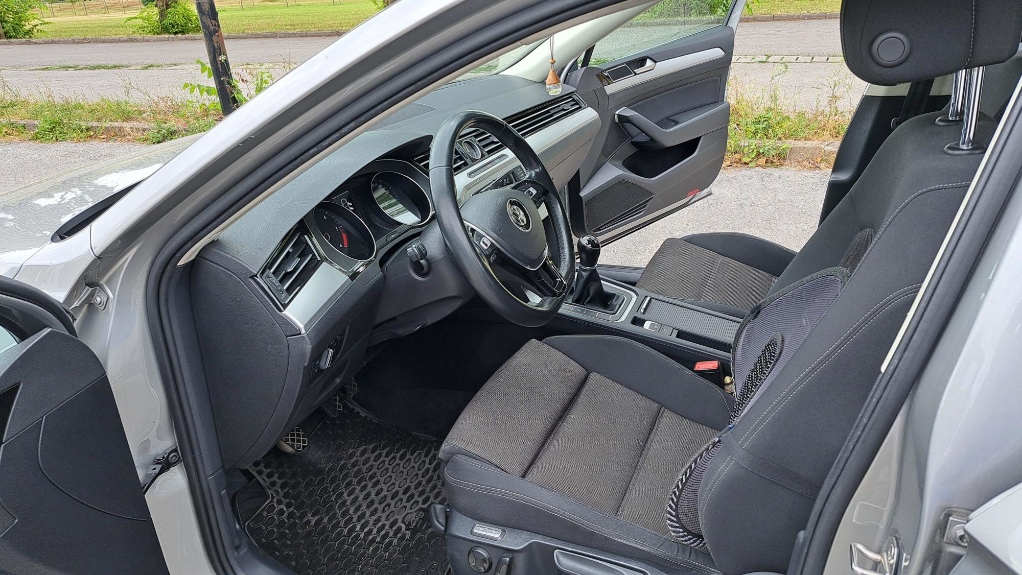 VW Passat limuzina 2017 2.0 TDI 110 kW, fotografija 4