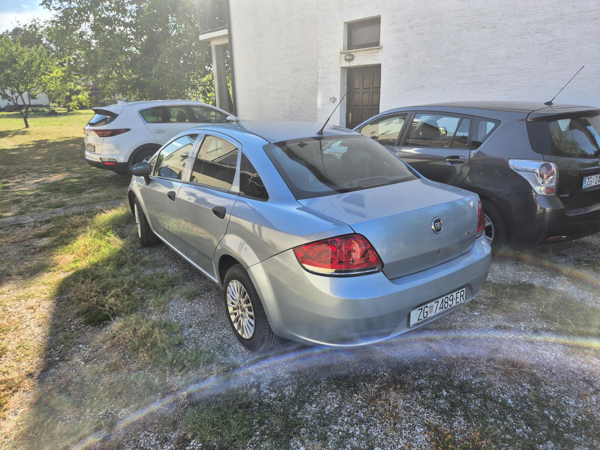 Fiat Linea 1.3 Multijet - REG 4/27 - OČUVAN I REDOVNO ODRŽAVAN!, fotografija 2