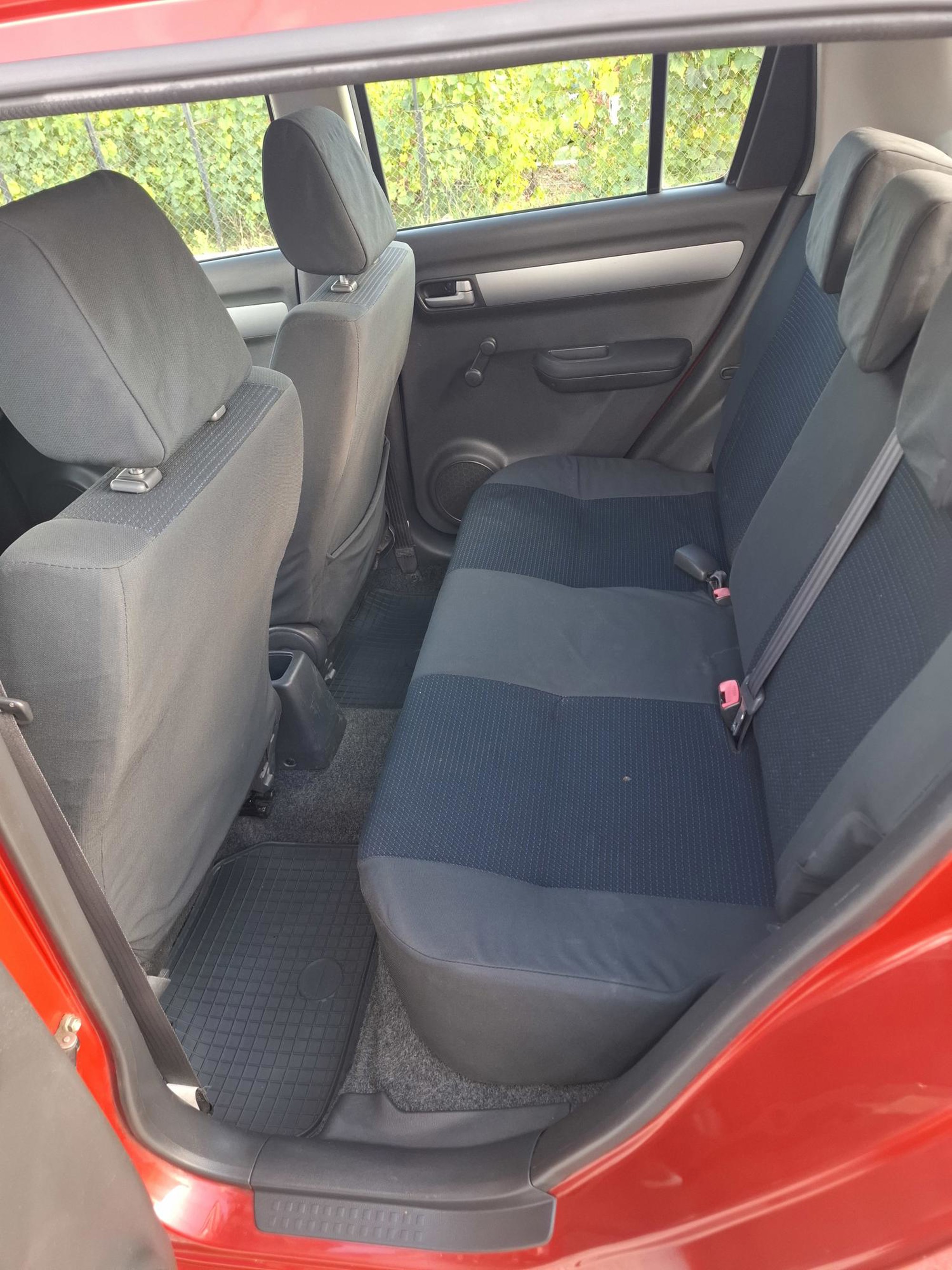 Suzuki SWIFT, fotografija 6