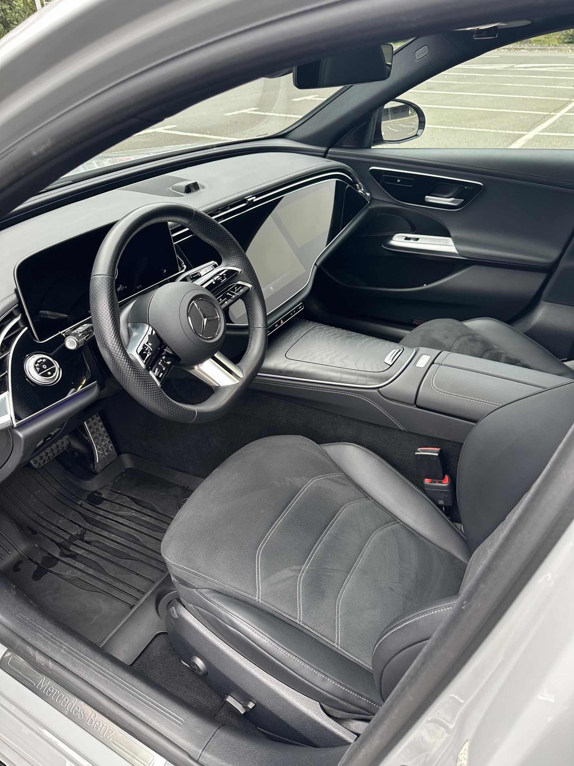 Mercedes E 220d 4matic, fotografija 8