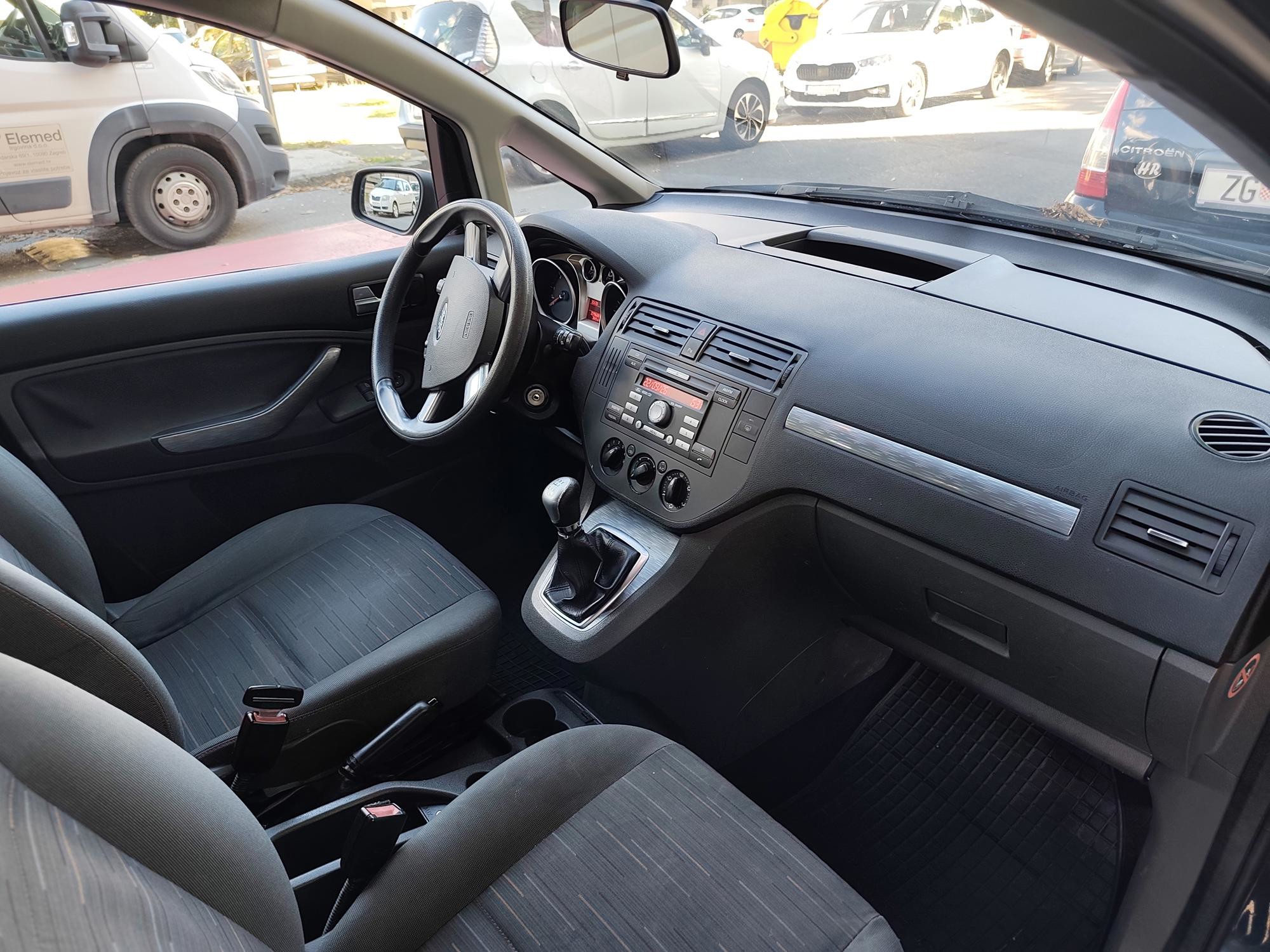 Prodajem Ford C-max, fotografija 3