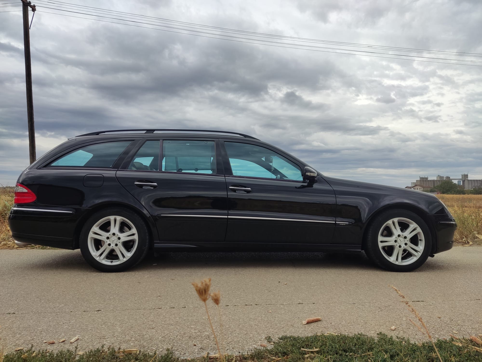 Mercedes e klasa w211 3.0 cdi v6 140kw, fotografija 4