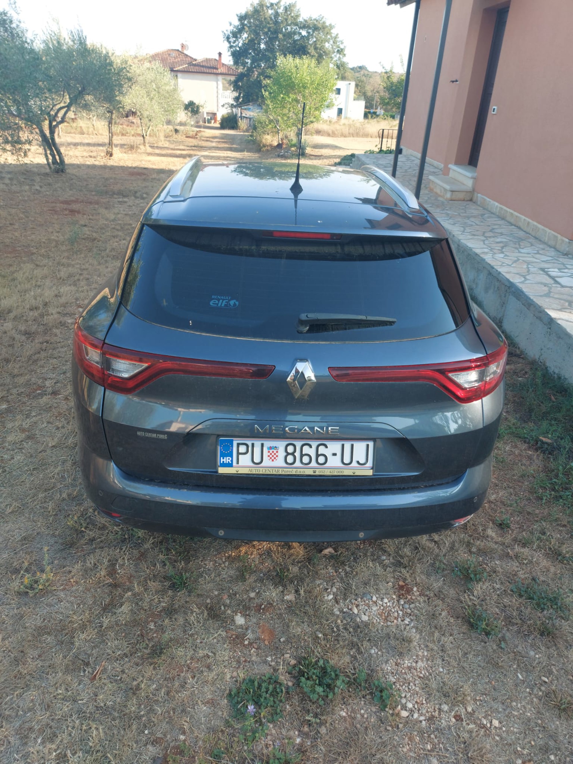 RENAULT GRANDTOUR TCE 100 REGIST. do 08./2027., pogled izvana - slika 3