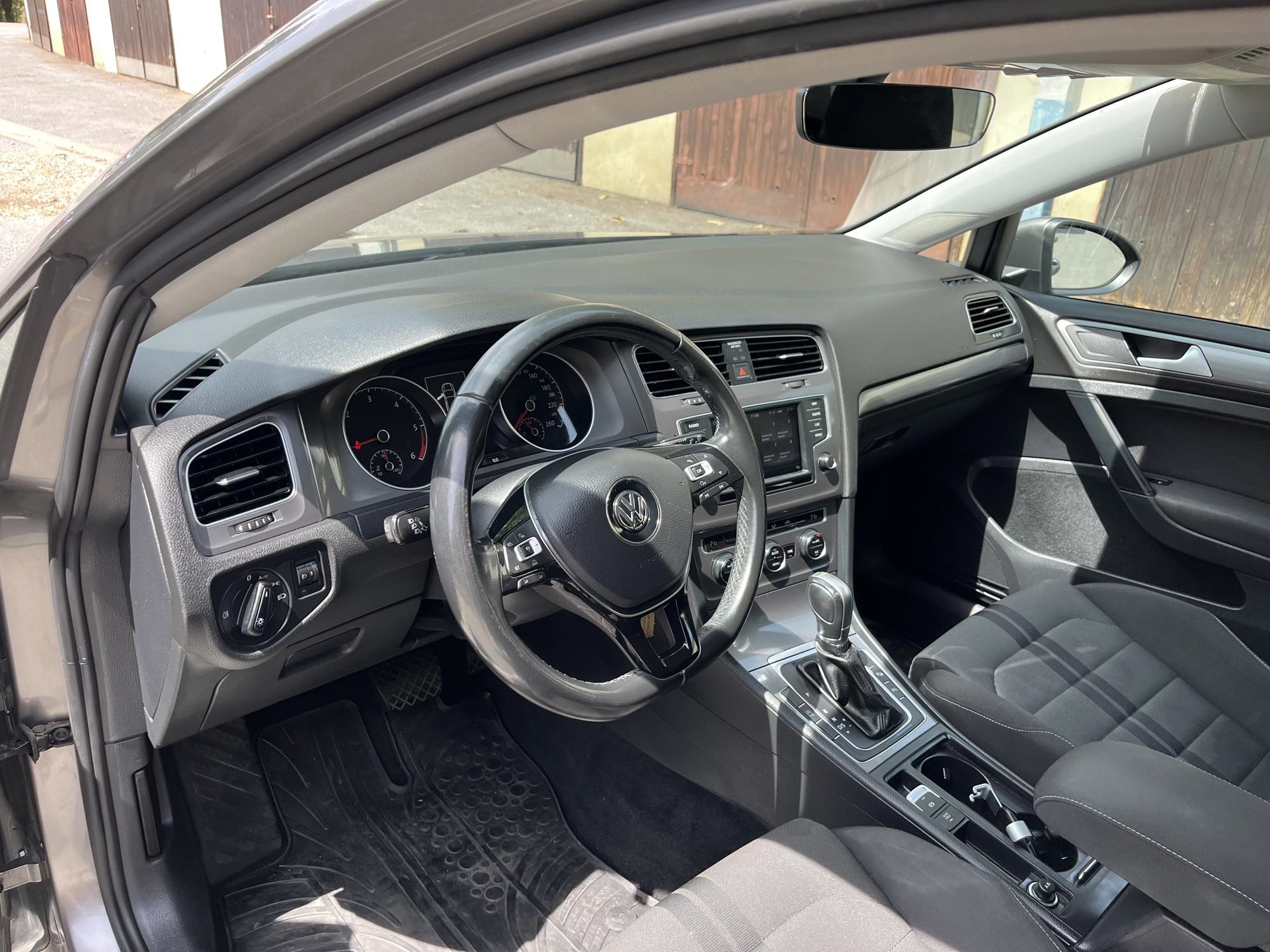 VW Golf 7 1,6 TDI automatik Trendline, fotografija 8