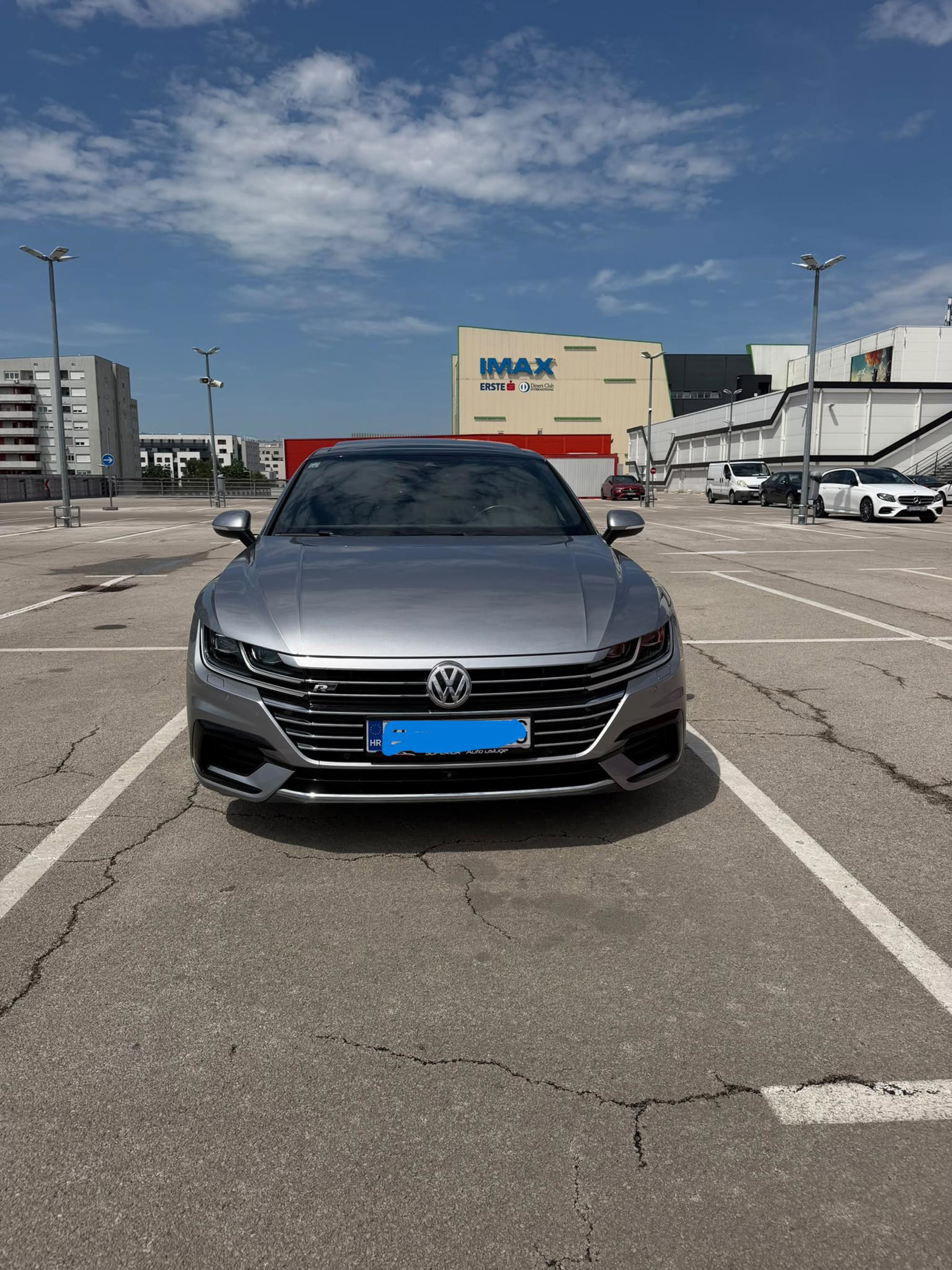 VW ARTEON 2.0 TDI DSG R-LINE | PANORAMA | VIRTUAL COCKPIT | PARK ASIST, pogled izvana - slika 1
