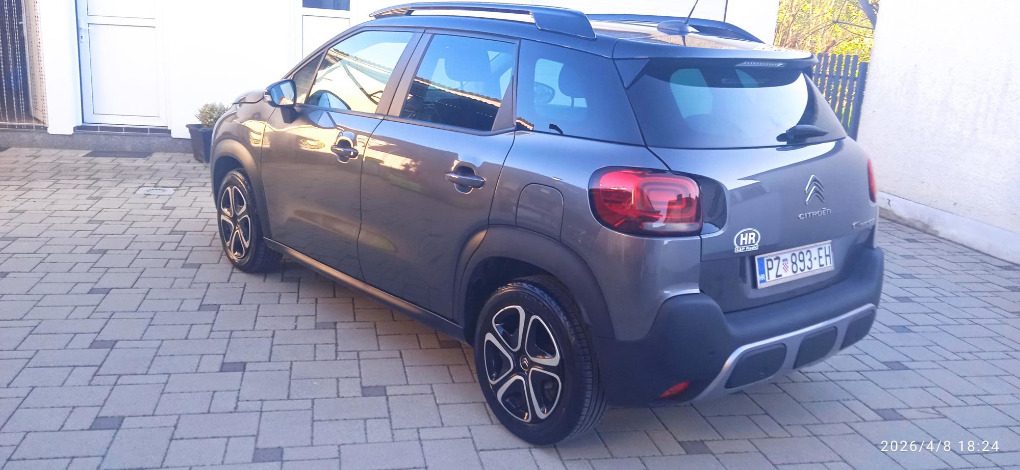 Citroën C3 Aircross ( 2021 ), 60 000 km, reg.02/27., prodajem za 11 900 eura, fotografija 2