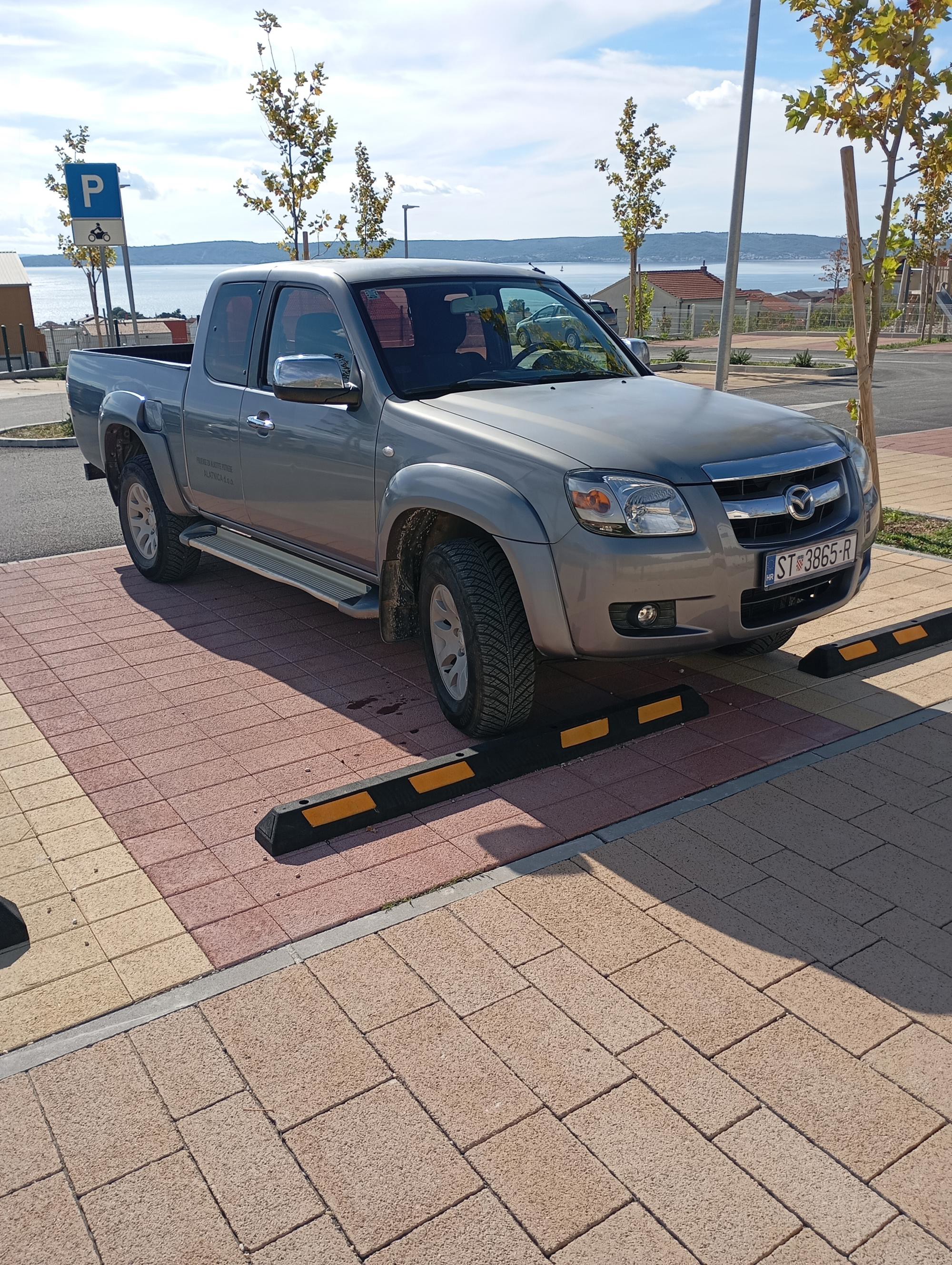 Mazda bt 50, pogled izvana - slika 1