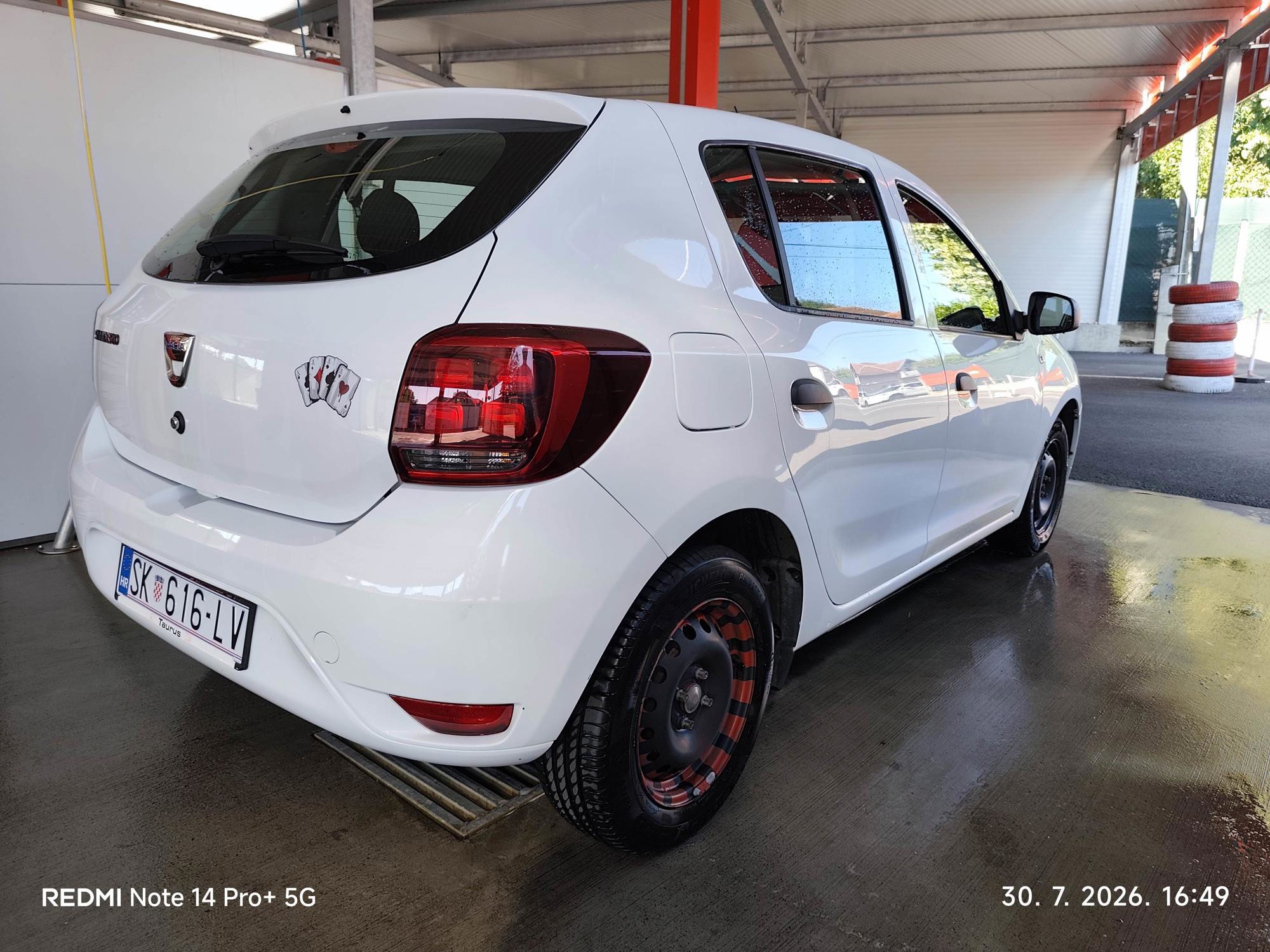 Dacia eco g, benzin-plin, fotografija 2