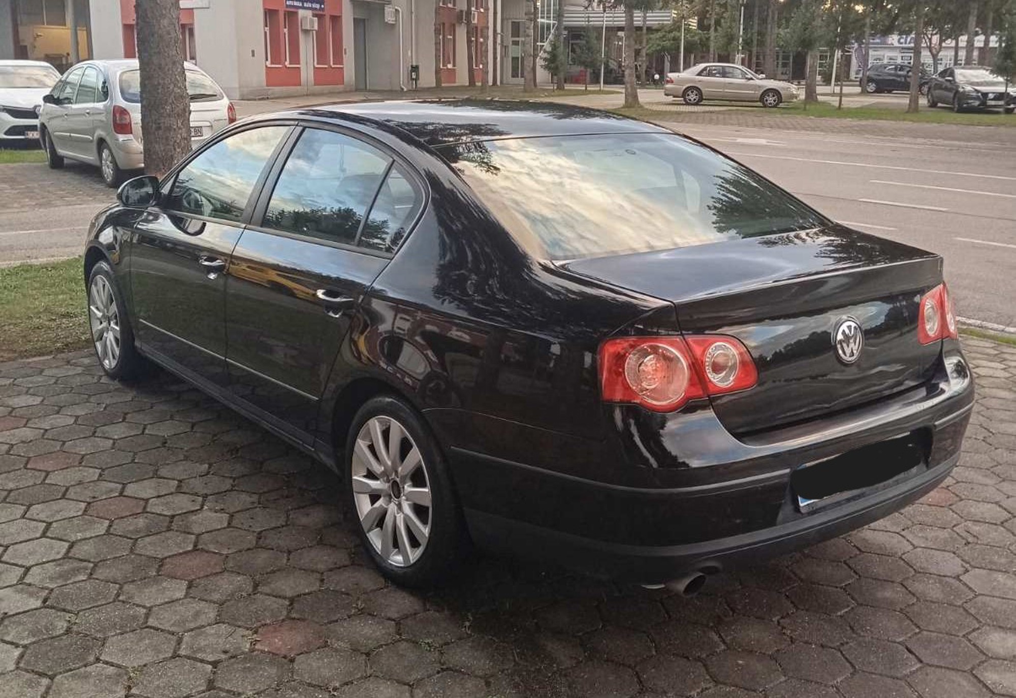 VW Passat 1.6 Trendline + LPG – 3.900 €, fotografija 3