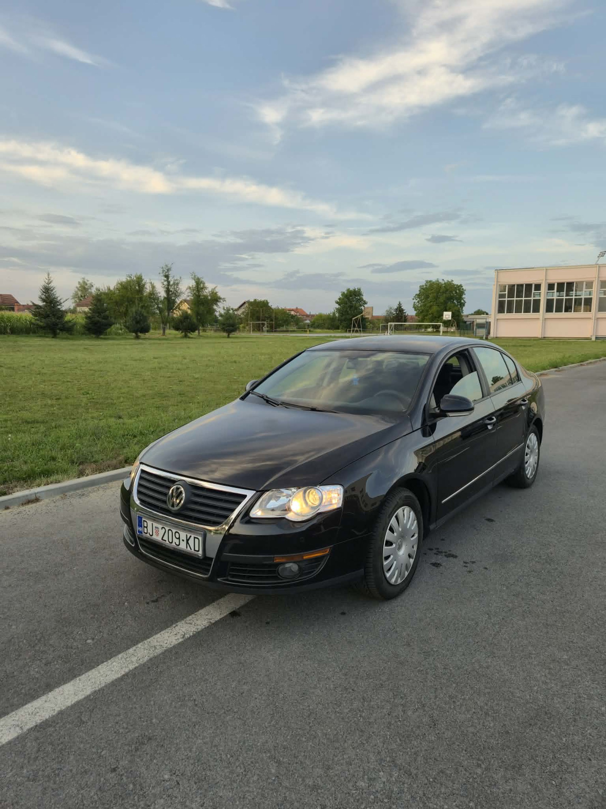 Passat 2.0 tdi 190 tkm, fotografija 1