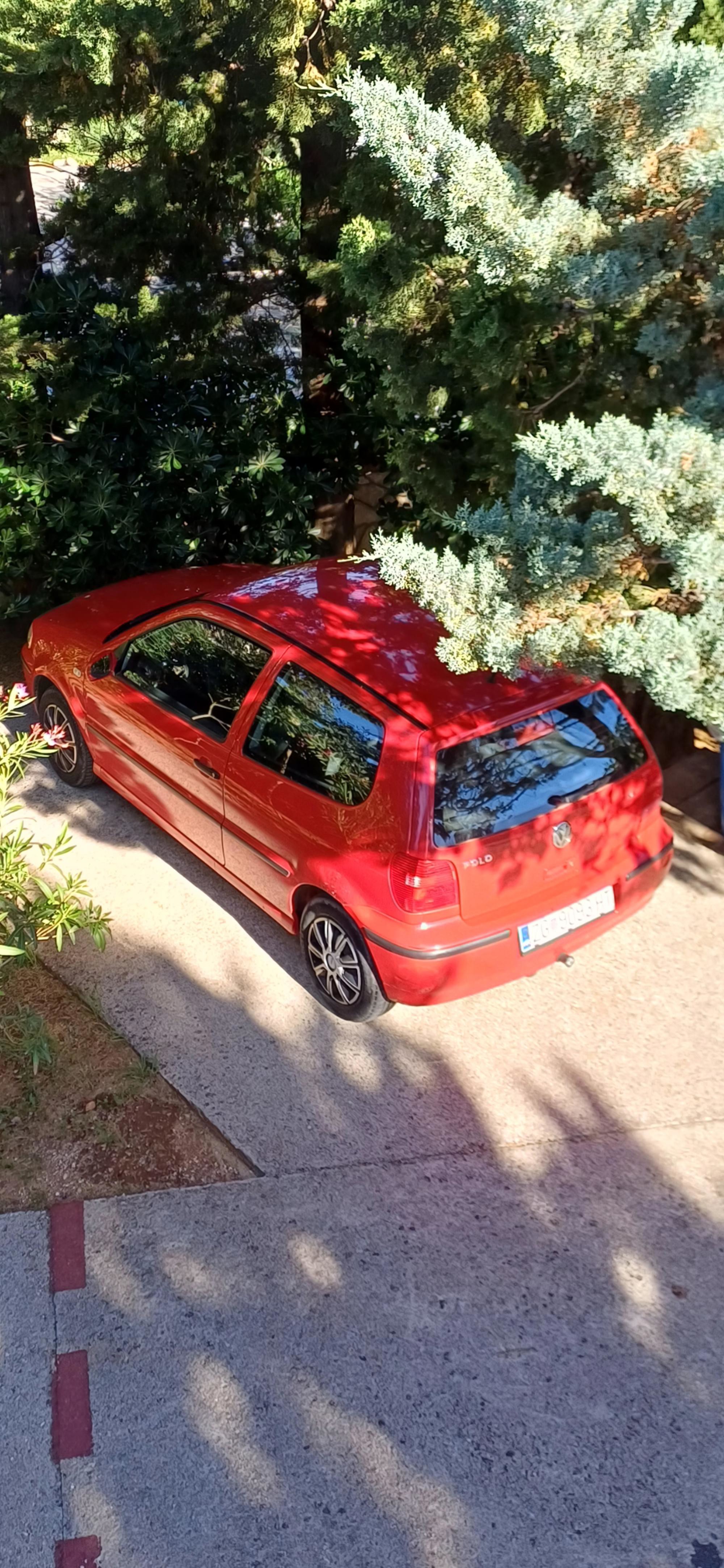 VW Polo 1.4 benzinac / 2.000. g. / 133.900 km / Reg. do 04. 2027. g. / HR Auto / 1. vlasnik / Top, fotografija 2