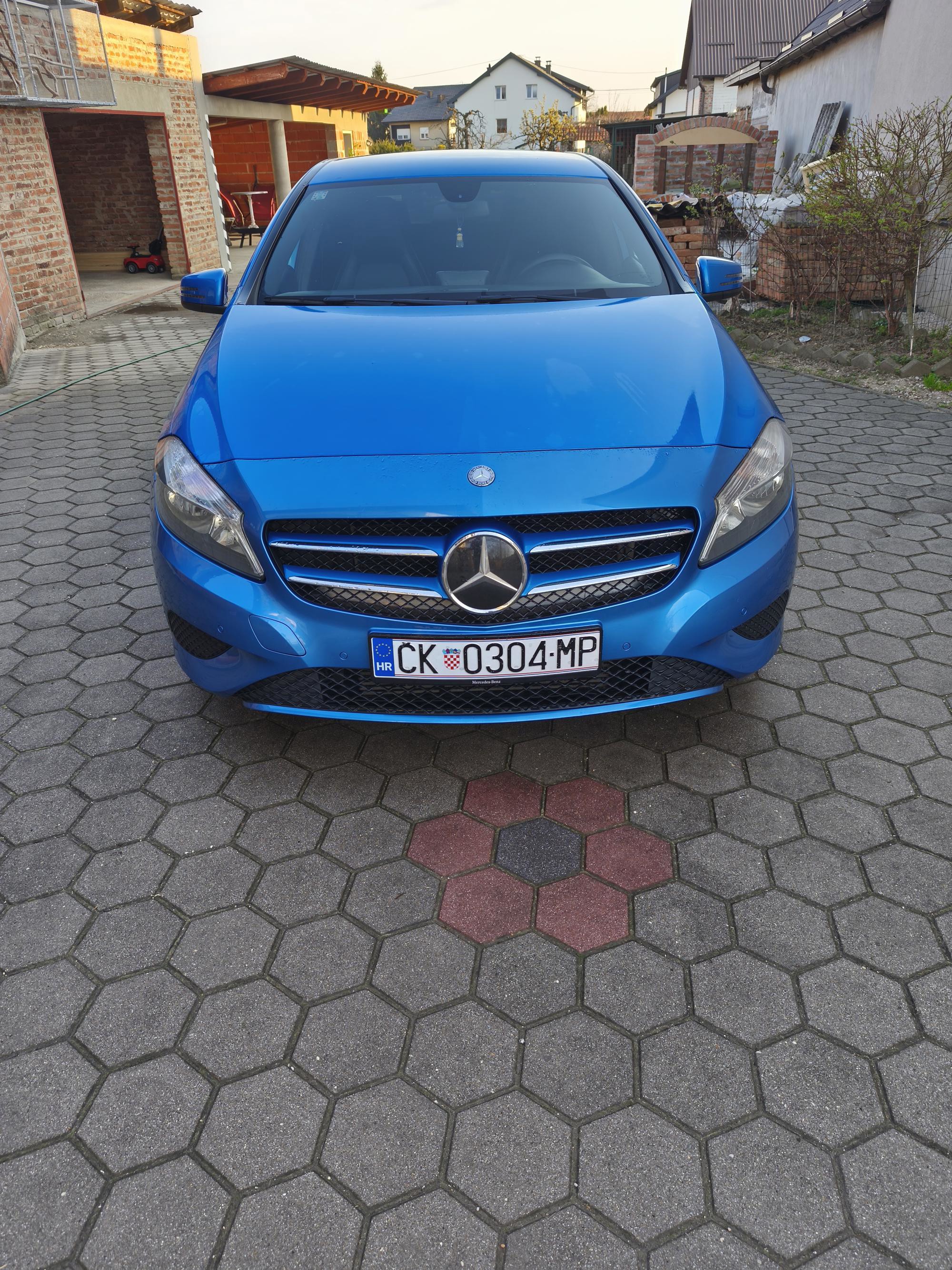 Mercedes Benz A180 CDI (W176)_2014. g. | 80 kW | reg. 08/2027 | 178xxx km | TOP stanje, fotografija 3
