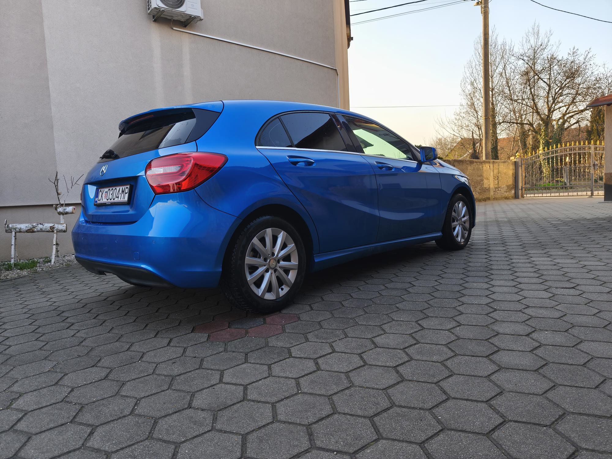 Mercedes Benz A180 CDI (W176)_2014. g. | 80 kW | reg. 08/2027 | 178xxx km | TOP stanje, fotografija 6
