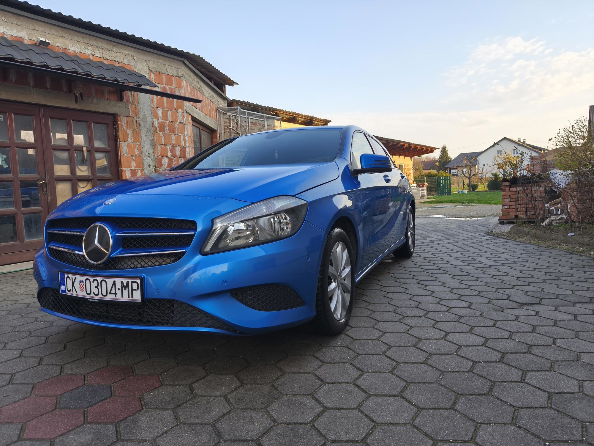 Mercedes Benz A180 CDI (W176)_2014. g. | 80 kW | reg. 08/2027 | 178xxx km | TOP stanje, fotografija 2