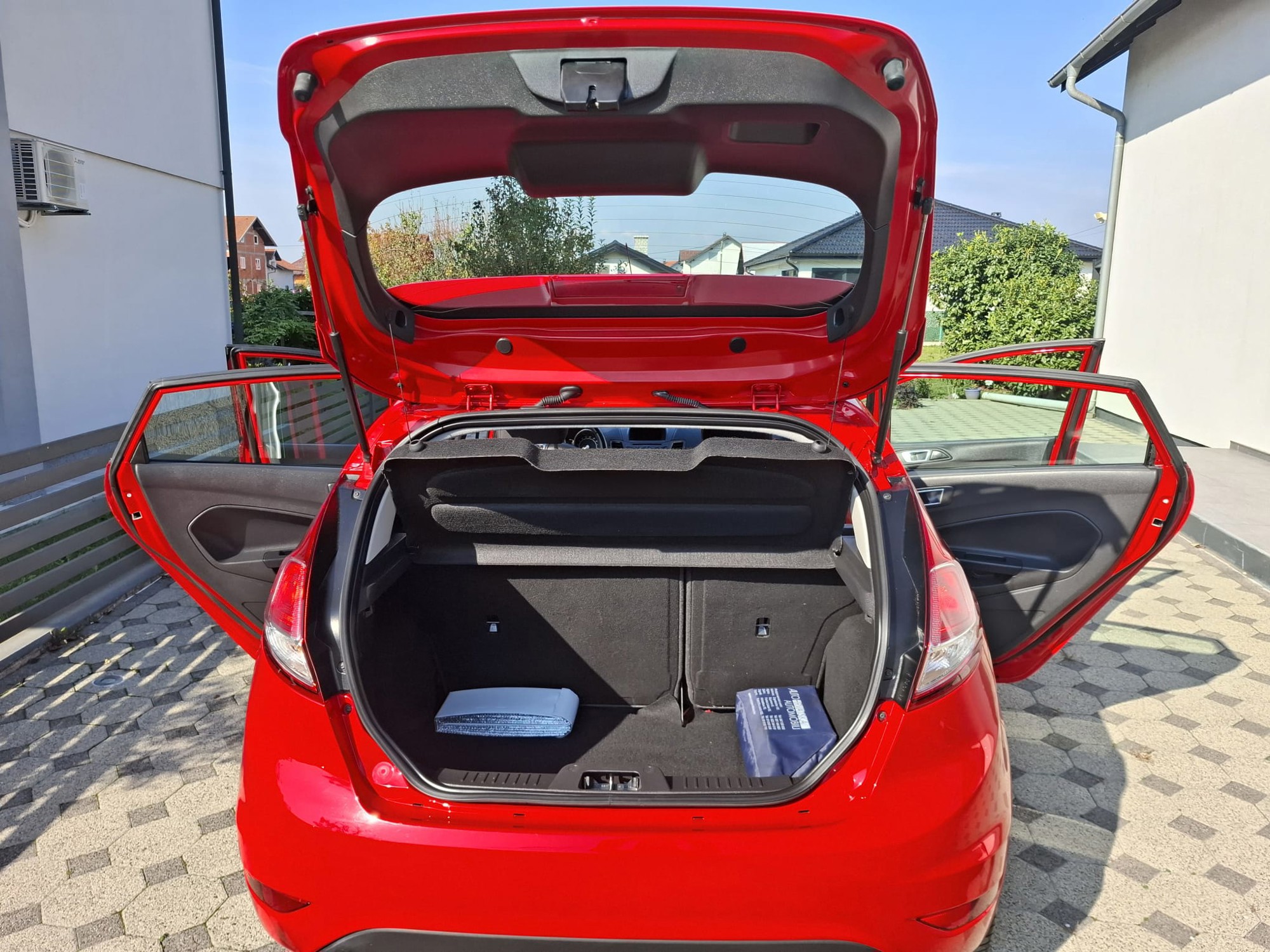 Ford Fiesta, fotografija 5