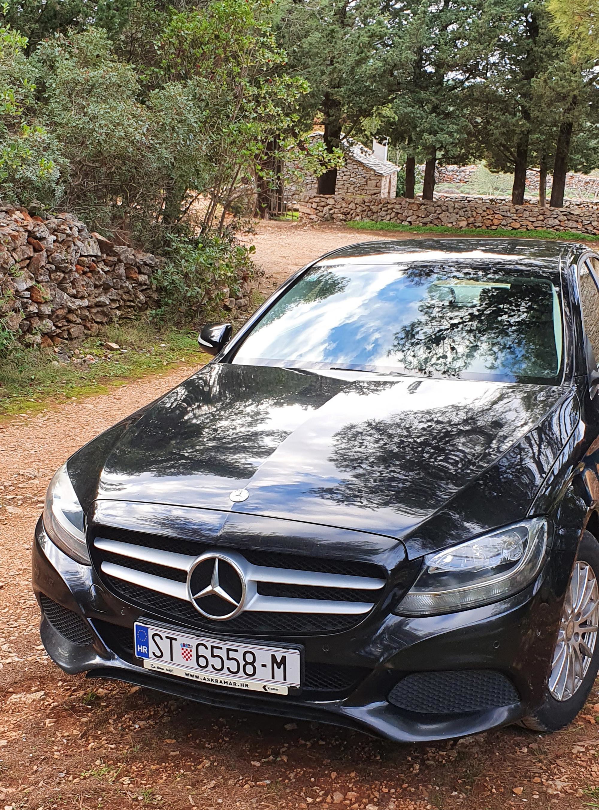 Mercedes-Benz C-klasa 180, fotografija 4