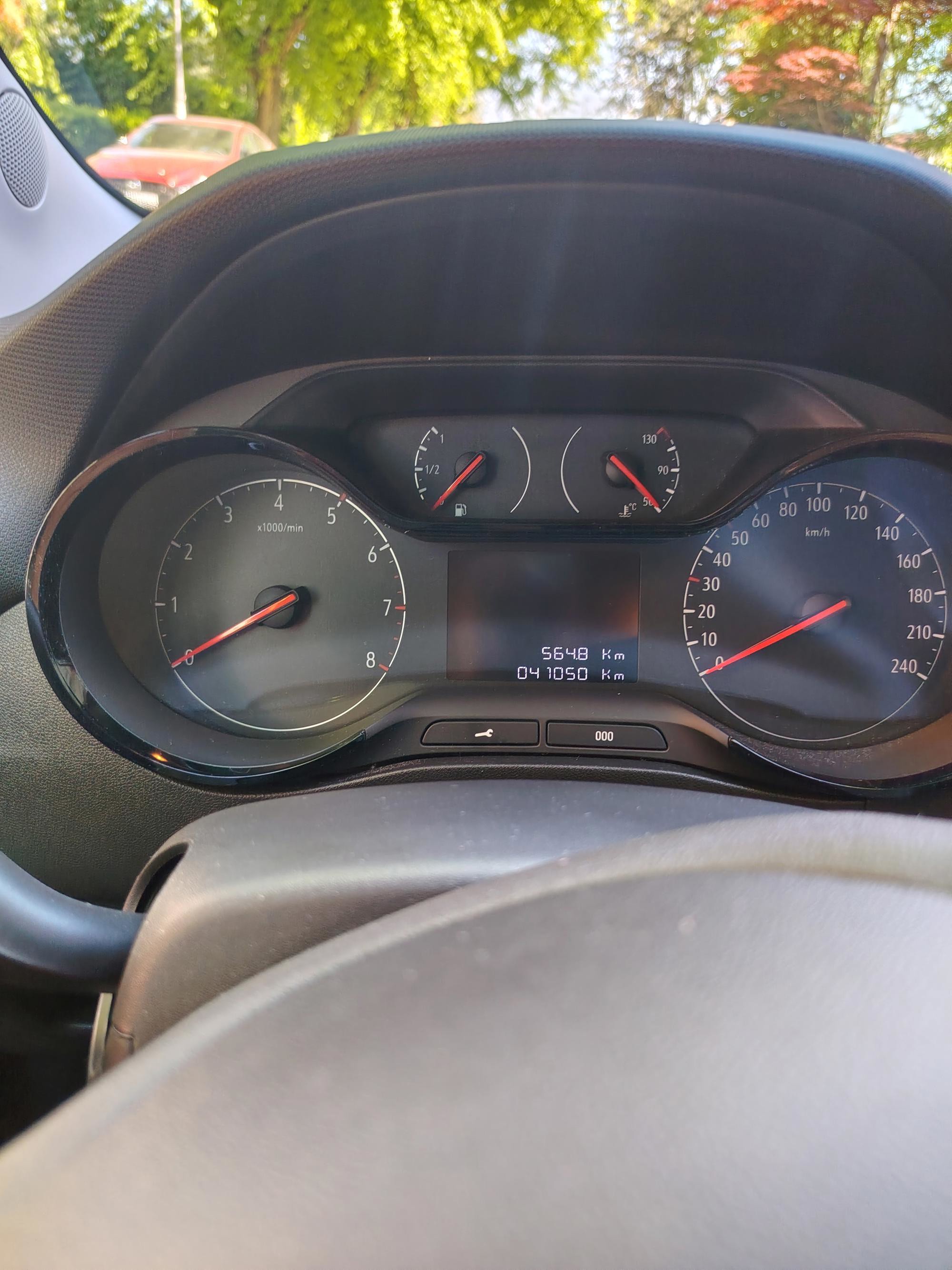 OPEL CROSSLAND 1,2 2024, fotografija 2