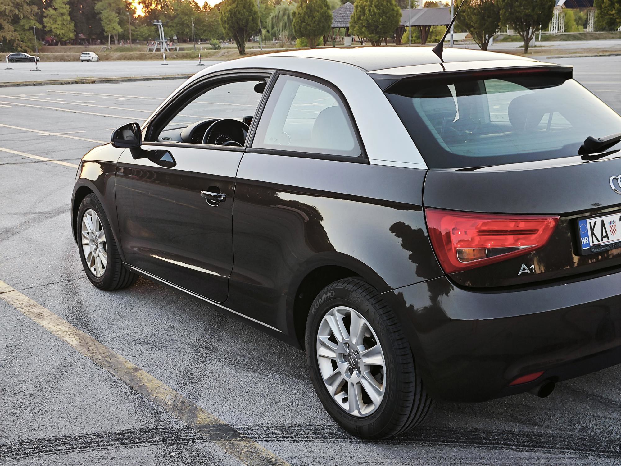 Audi A1, 1,6 TDI 8x, 2011., fotografija 4