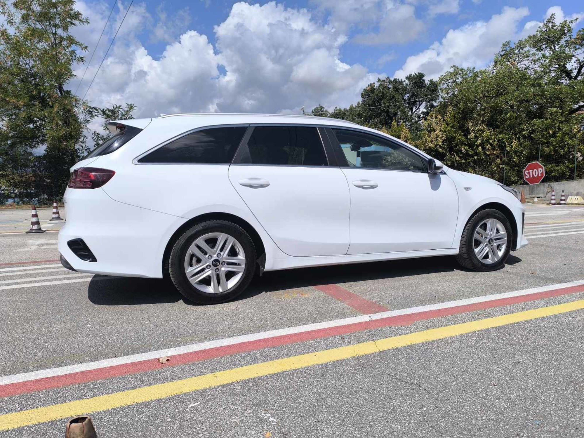 Kia ceed sw, fotografija 3