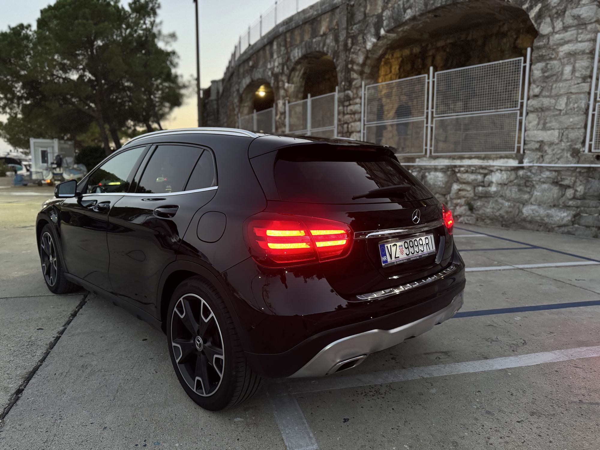 Mercedes Gla 220d 4matic 62000km, fotografija 3